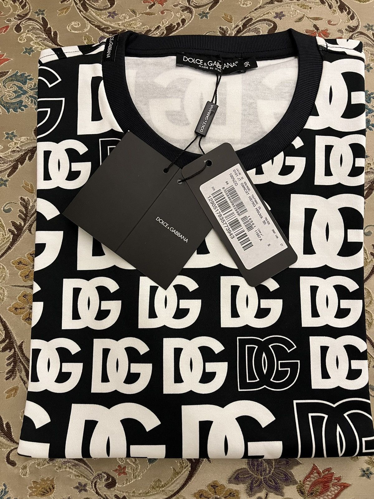 Dolce & Gabbana all-over DG logo-print T-shirt Size US M / EU 48-50 / 2 - 3 Thumbnail