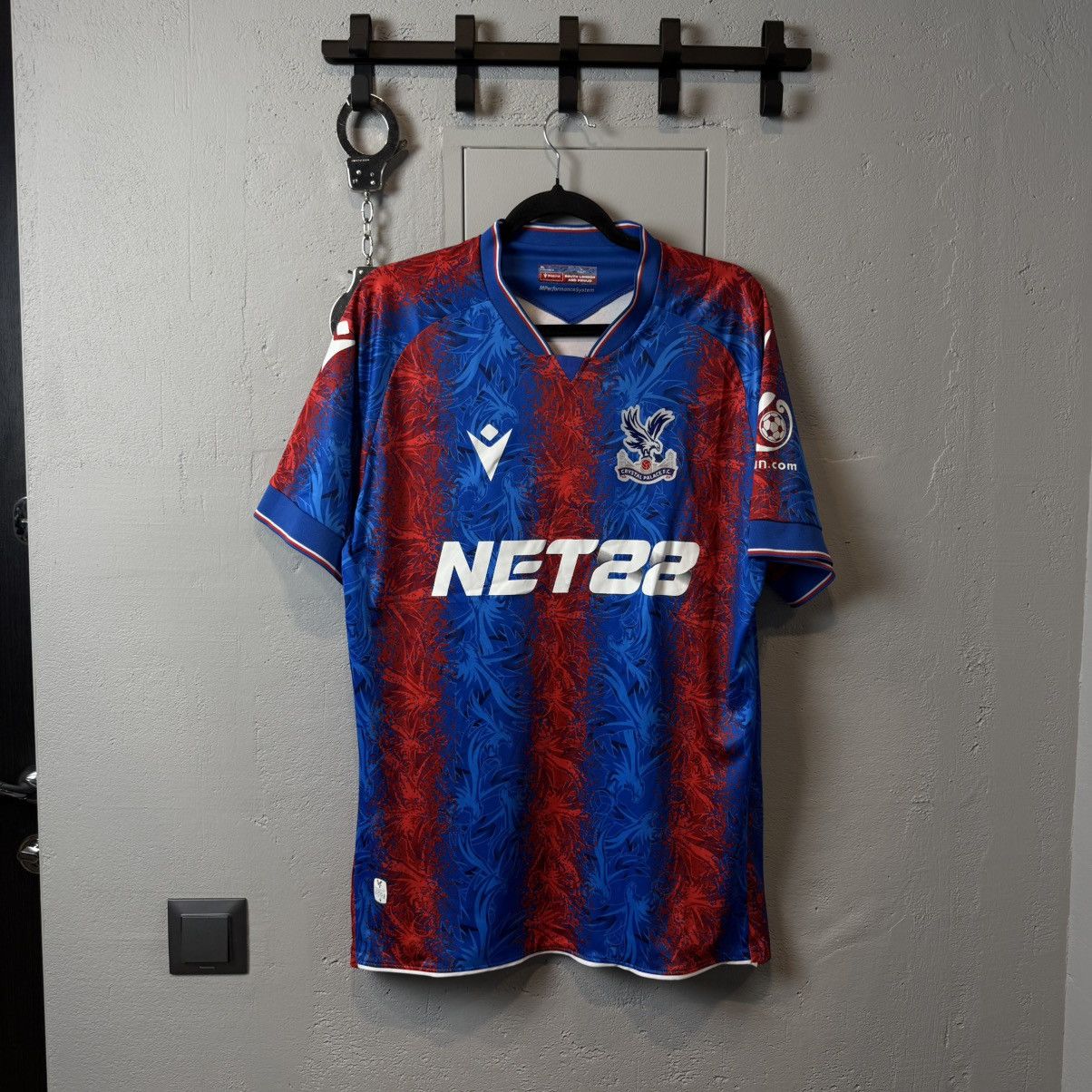 Other Vintage Macron Crystal Palace Soccer Jersey T-shirt Size US XL / EU 56 / 4 - 1 Thumbnail