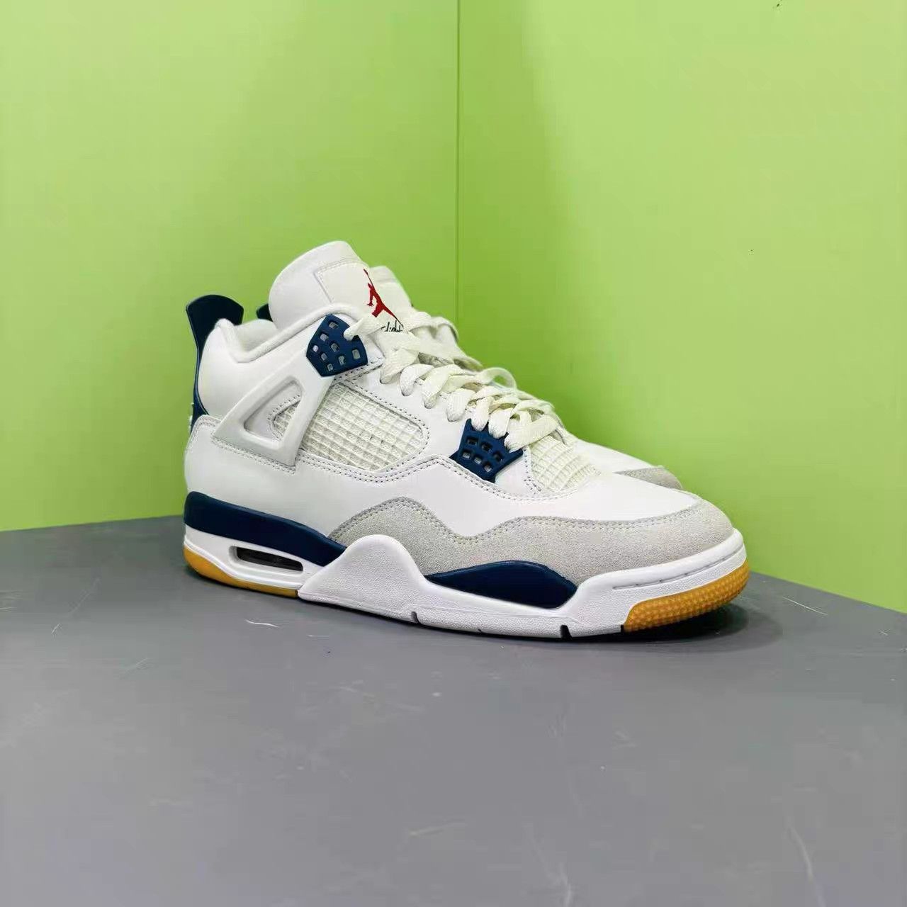 Jordan Brand Air Jordan 4 SB Basketball Shoes K15 Size US 9.5 / EU 42-43 - 2 Thumbnail