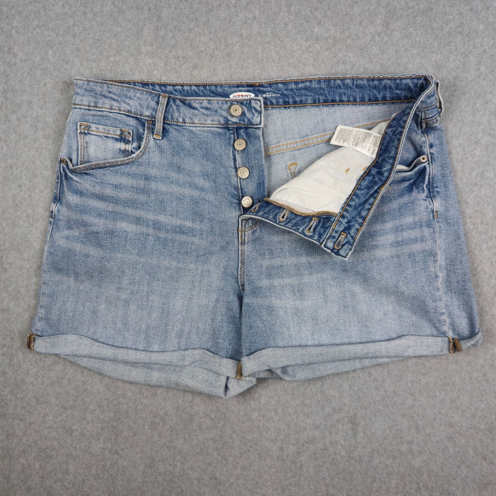 Old Navy Old Navy 16 High Rise Button Fly Cuffed Denim Shorts Size 38" / US 16 / IT 52 - 3 Thumbnail