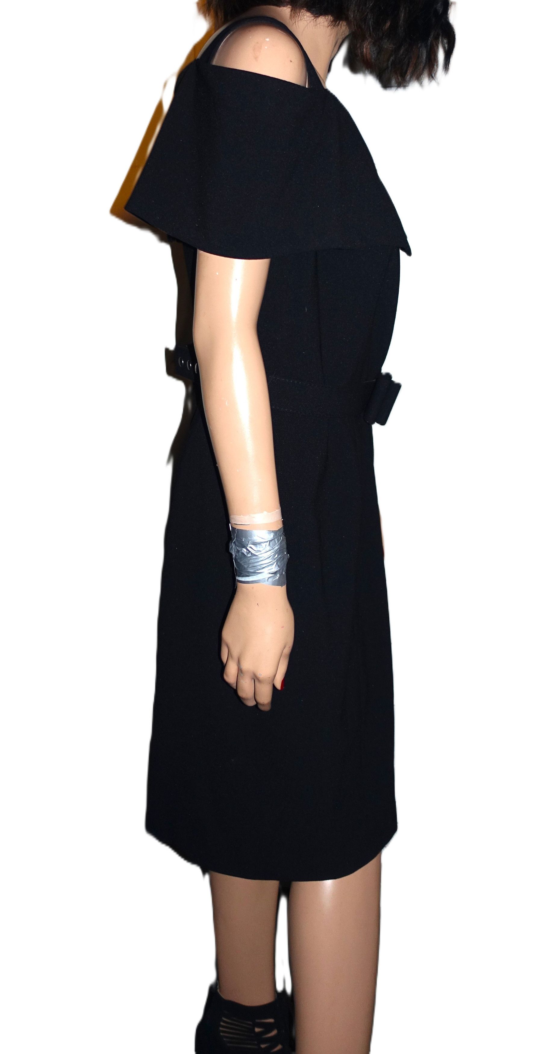 Nanette Lepore Nanette Lepore Black Cold Shoulder Dress 8 NWT Size M / US 6-8 / IT 42-44 - 6 Thumbnail