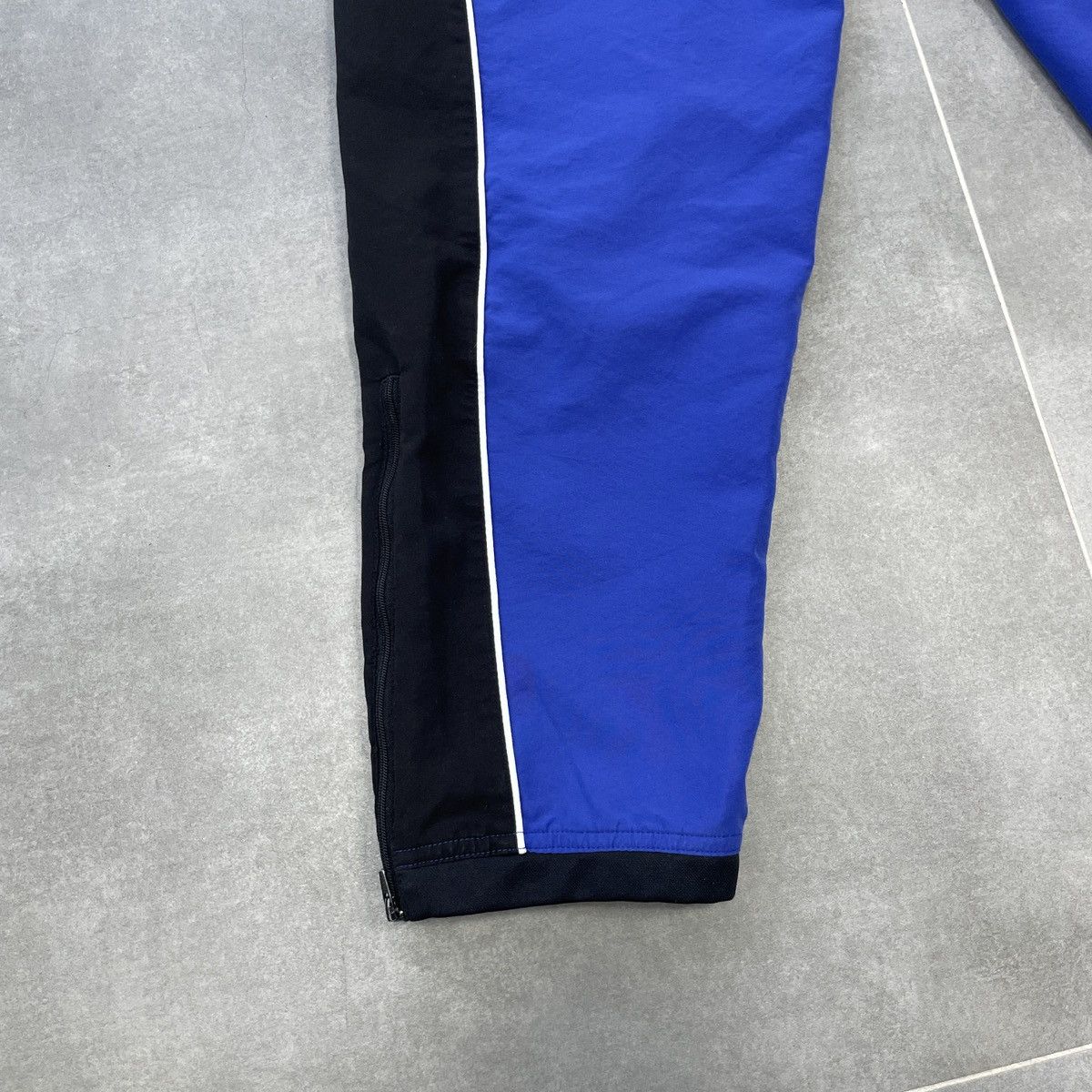 Adidas × Vintage Vintage Adidas Track Pants Size M Size US 32 / EU 48 - 15 Thumbnail