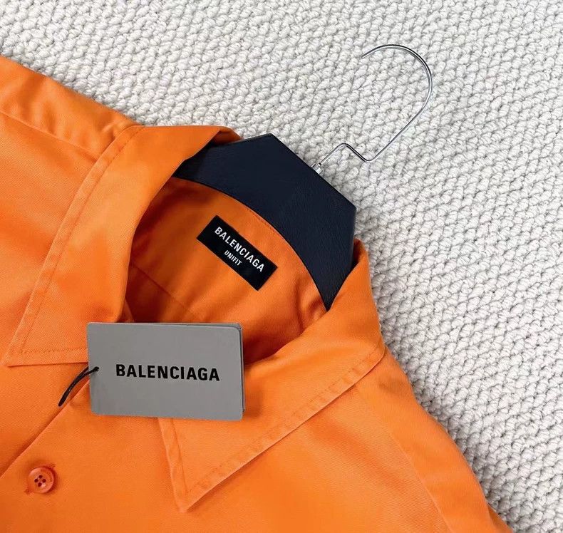 Balenciaga Orange silhouette patch pocket short sleeve shi