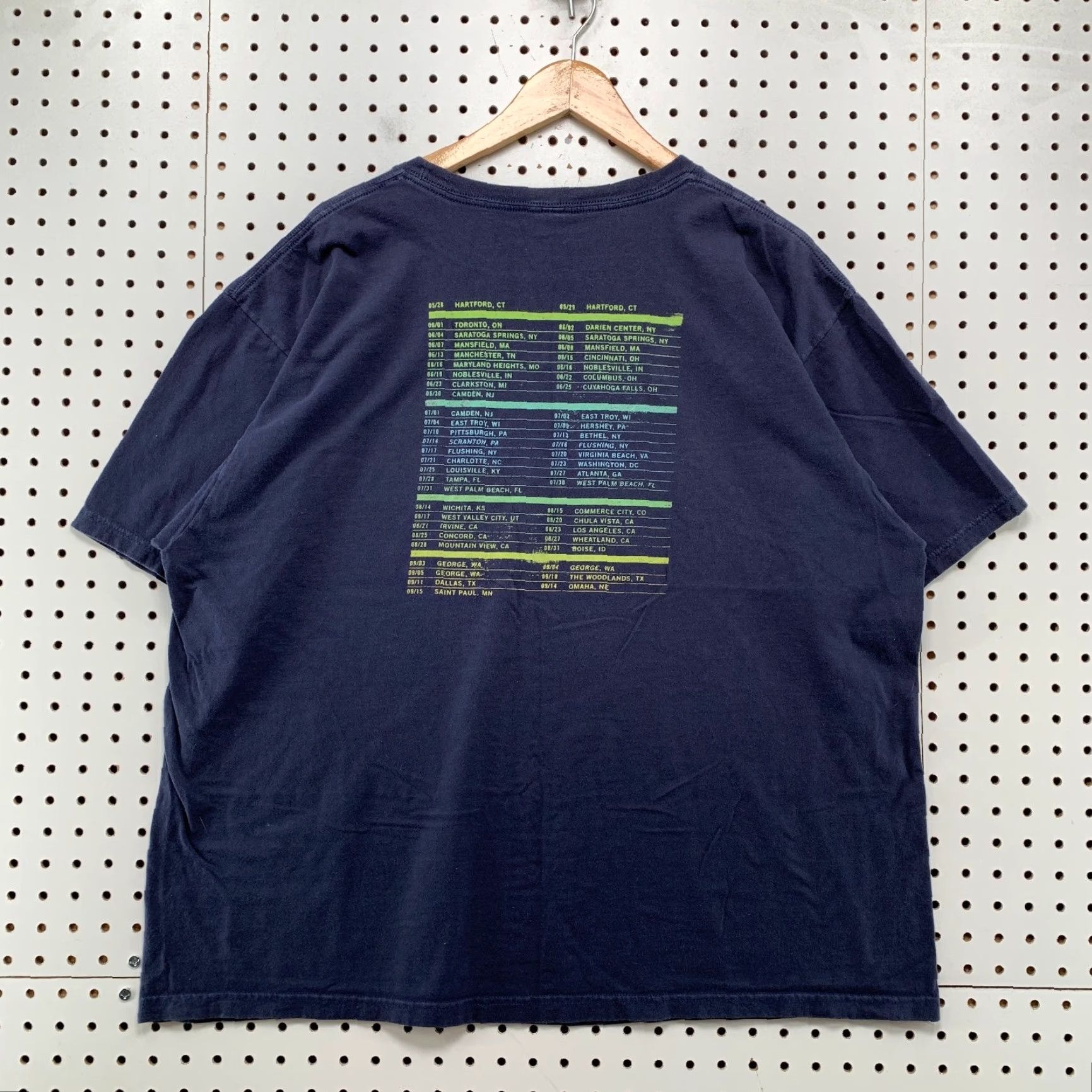 Anvil Dave Matthews Band T Shirt Mens 2XL Blue Summer 2010 Tour Music Concert Size US XXL / EU 58 / 5 - 2 Thumbnail