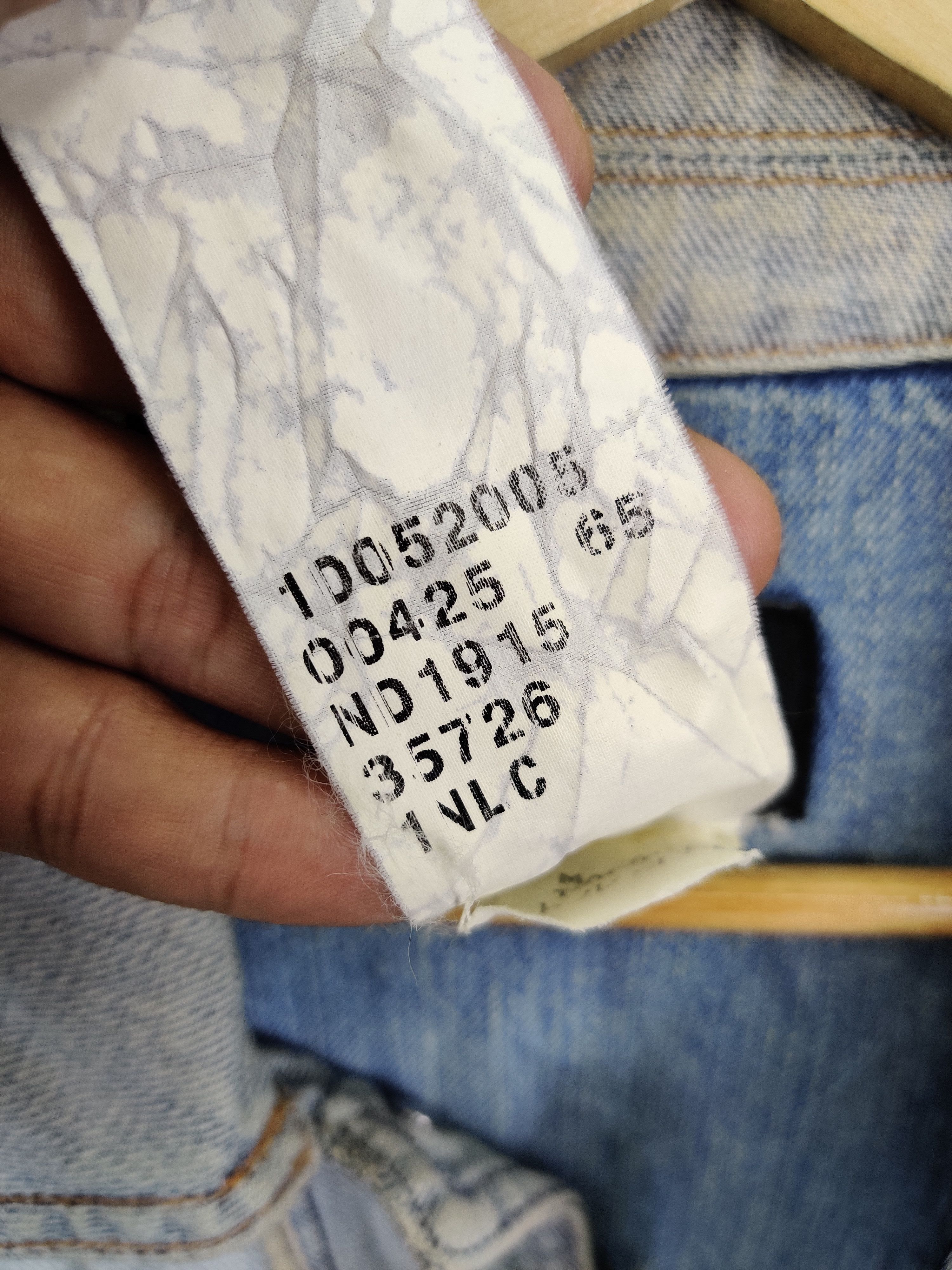 Dolce & Gabbana Vintage Dolce & Gabbana Denim Trucker Jacket Size US M / EU 48-50 / 2 - 16 Thumbnail