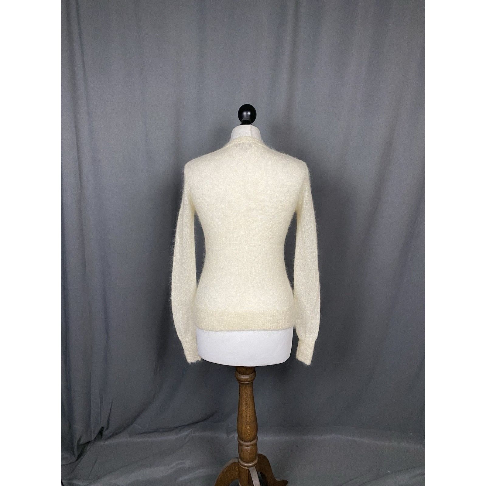 Burberry Burberry Graphic Print Women's Beige Cashmere Crewneck Sweat Size S / US 4 / IT 40 - 8 Thumbnail