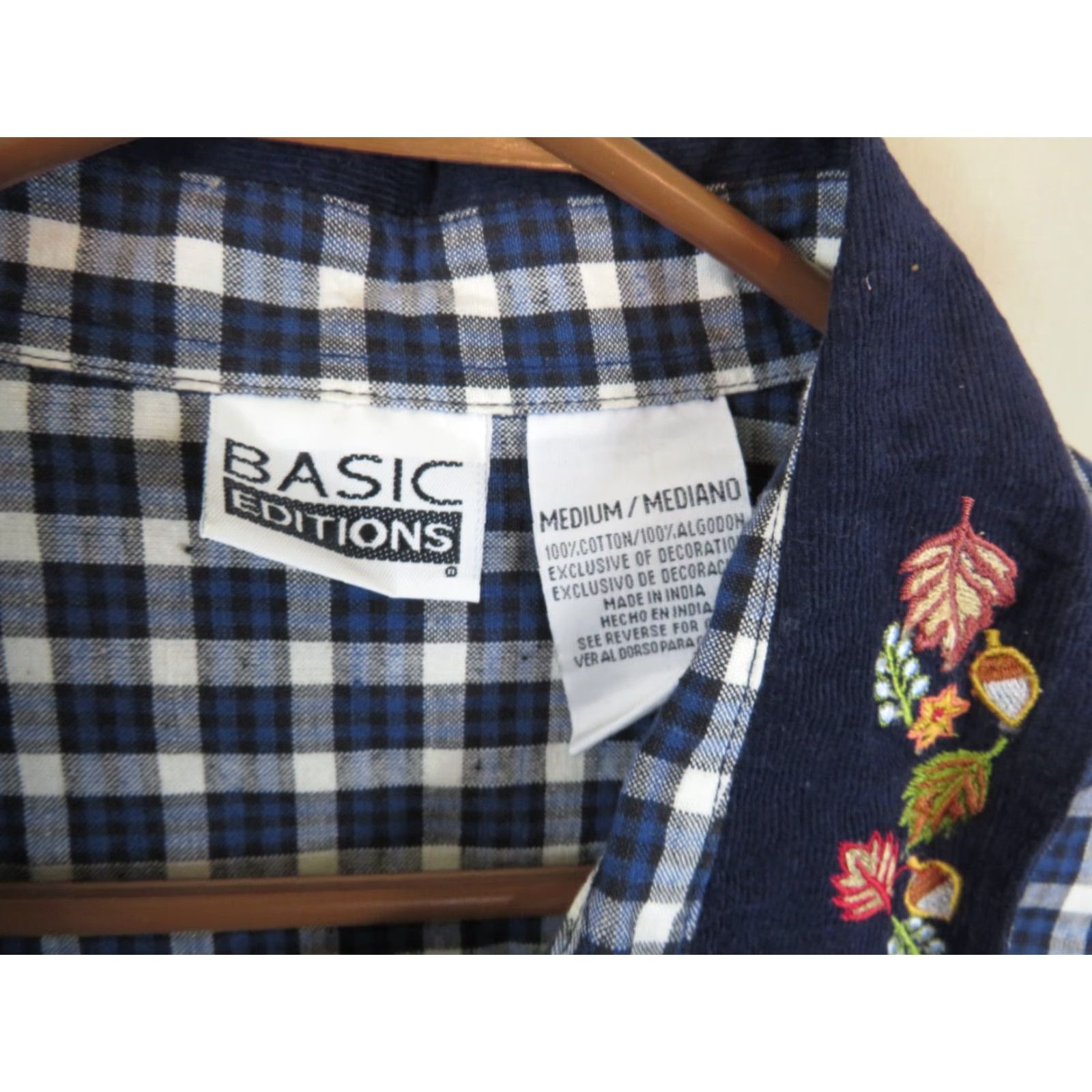 Basic Editions NWT Basic Edition Plaid Button-Down Shirt M Women's Multicolor Collared Long Sleeve Regular Size M Men/Women? Size M / US 6-8 / IT 42-44 - 4 Thumbnail