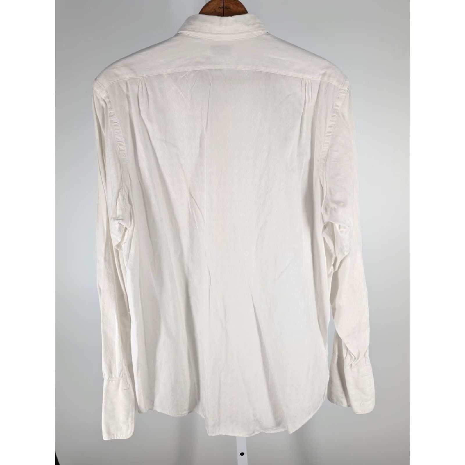 Vintage VINTAGE Hughes & Hatcher White Textured Dress Shirt French Cuff Monogram BD 44 Regular Long Sleeve 1950s Mens White Cotton Shirt Size 44R - 3 Thumbnail