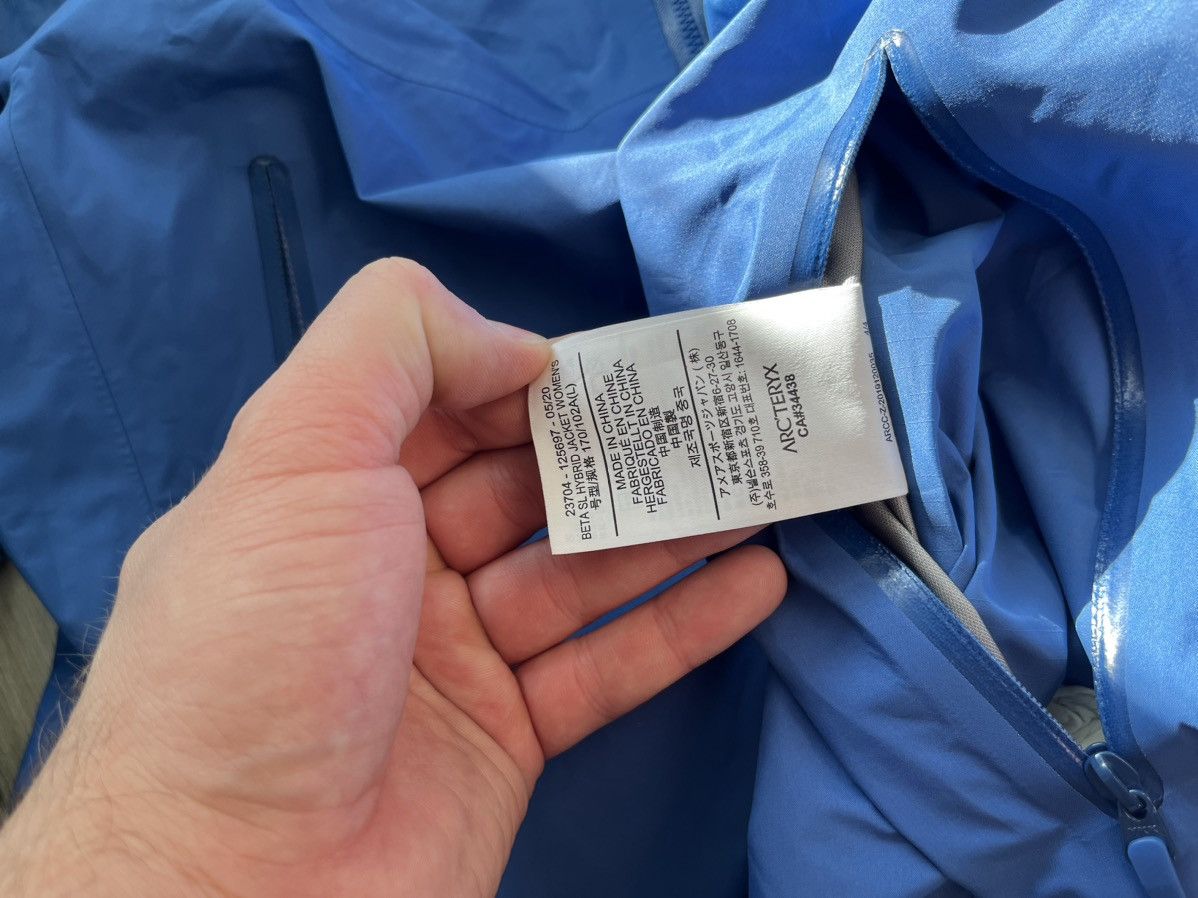 Arc'teryx × Goretex Arctery Beta SL Hybrid Gore Tex Hooded Jacket Womens Size L / US 10 / IT 46 - 14 Thumbnail
