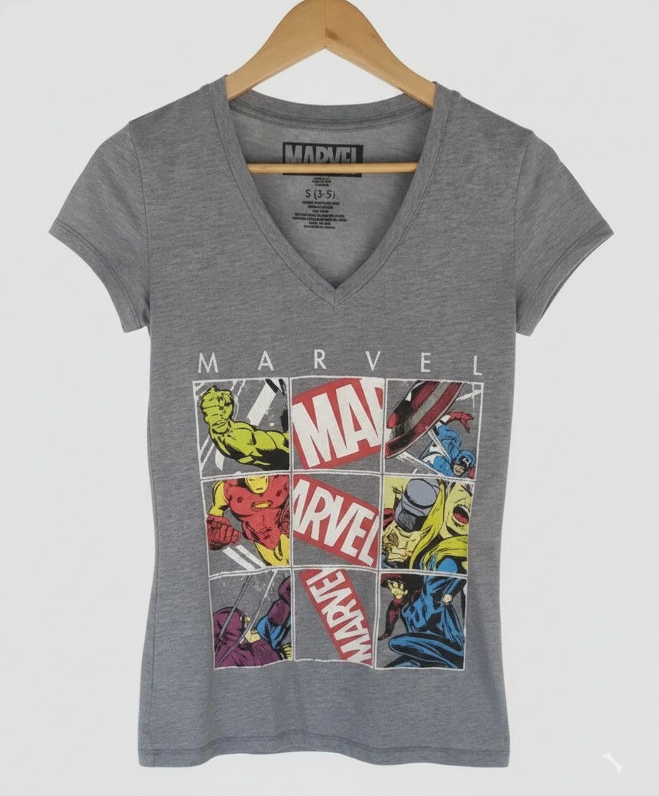 Marvel Comics Marvel Comics Avengers Graphic V-Neck pattern Small (3-5) Size S / US 4 / IT 40 - 1 Thumbnail