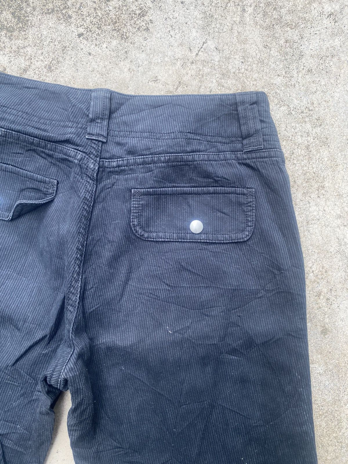 If Six Was Nine × Japanese Brand × United Colors Of Benetton Flare Jeans United Colour Of Benetton Corduroy Size US 28 / EU 44 - 18 Thumbnail
