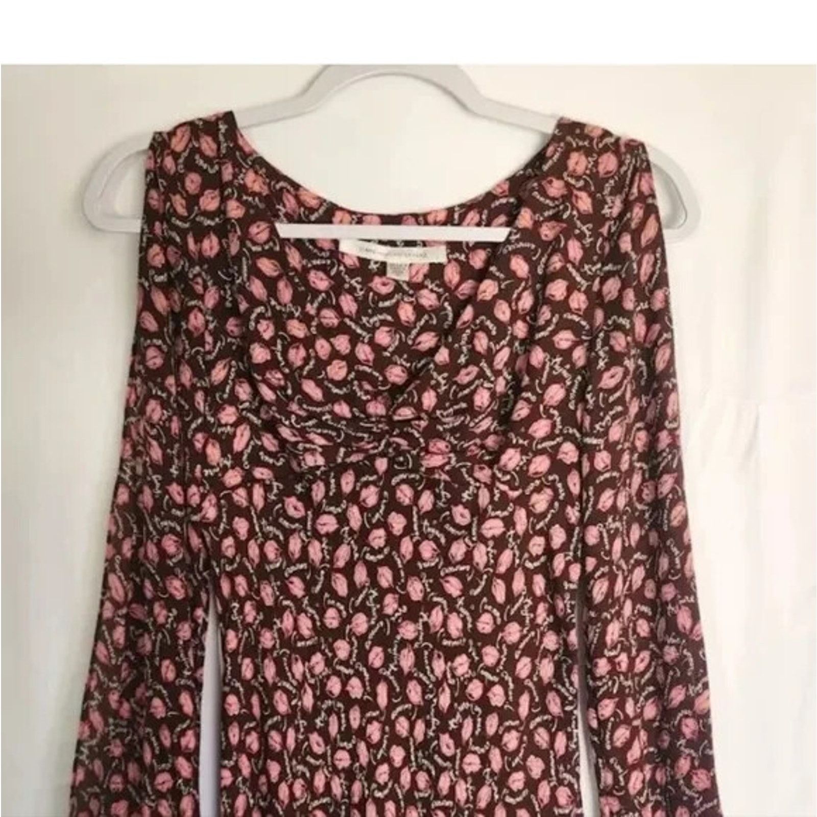 Diane von Furstenberg Vintage Diane Von Furstenberg 100% Silk Dress US 2 4 Pink Size S / US 4 / IT 40 - 9 Thumbnail