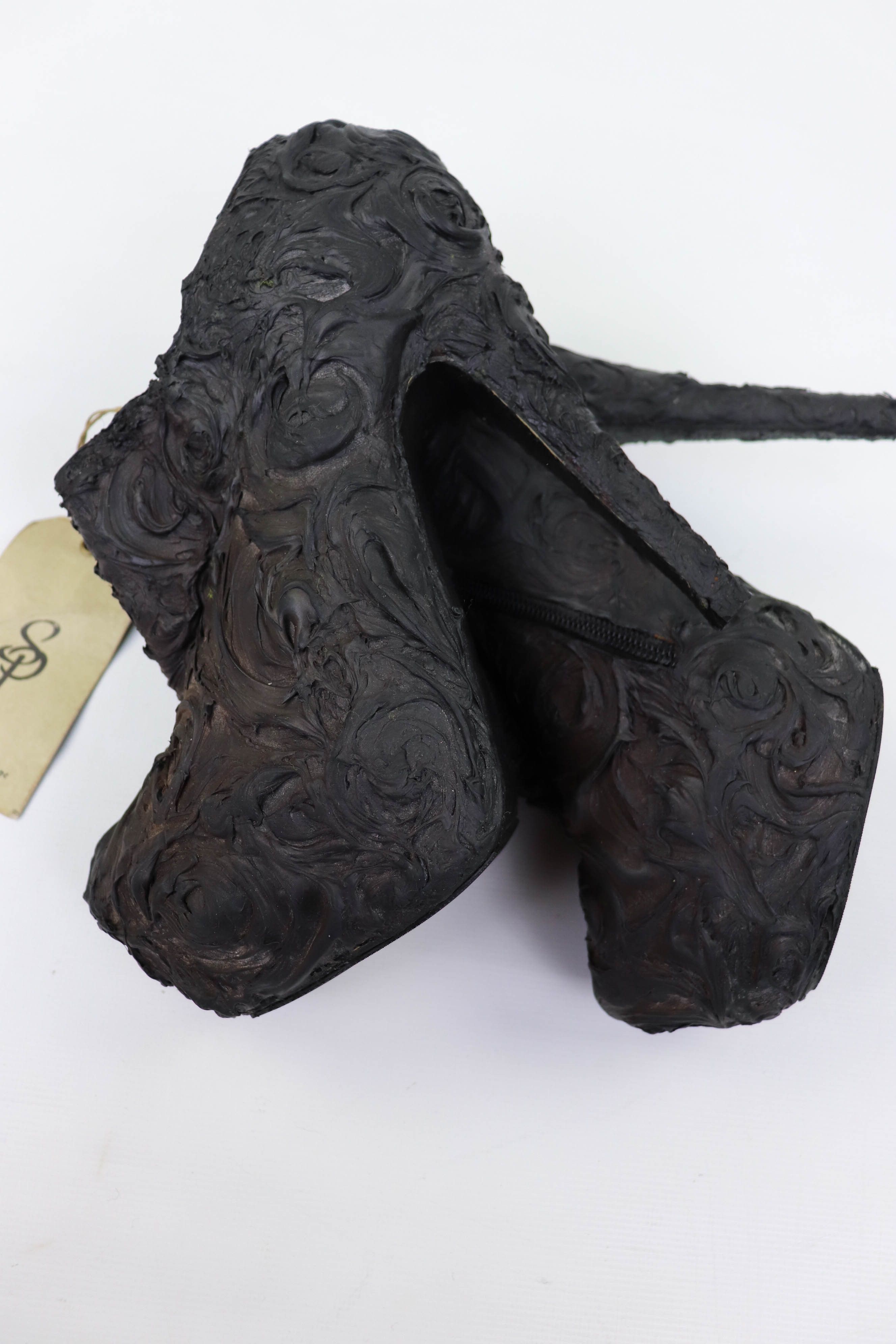 Sandrine Philippe Extremely Rare Sandrine Philippe Paris FW2016? Pump Shoes Size US 9 / IT 39 - 11 Thumbnail