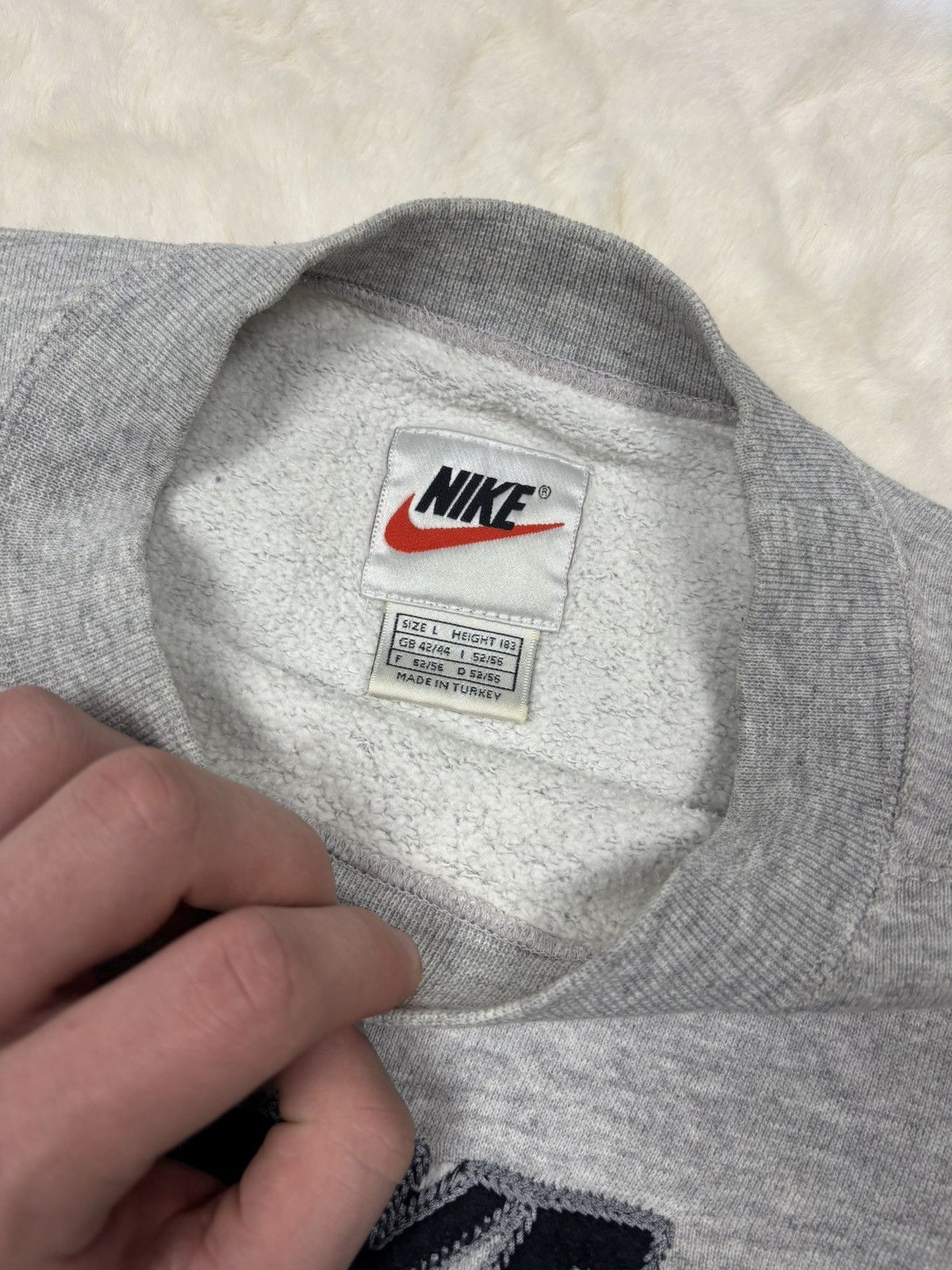 Nike × Vintage Nike Vintage 90’s Oversized Big Logo Sweatshirt Y2K Rare Size US L / EU 52-54 / 3 - 5 Thumbnail