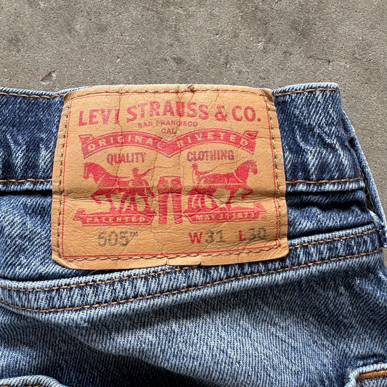 Levi's Vintage Levi Strauss 31 x 30 Men's Denim Jeans Size US 31 - 10 Thumbnail