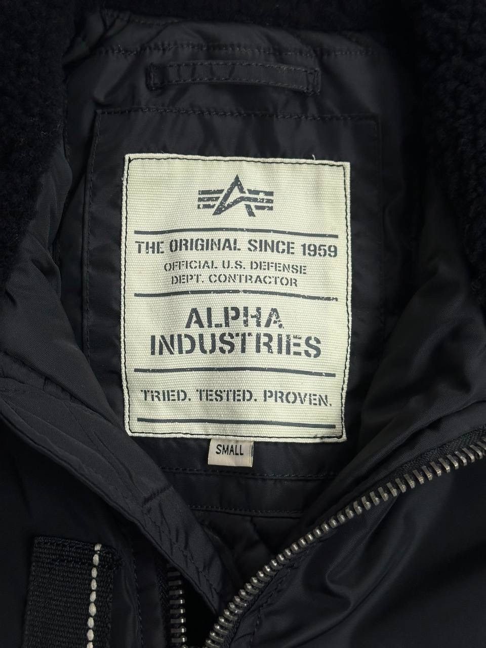 Alpha Industries Alpha Industries Injector III Black Bomber Jacket Shearling Size US S / EU 44-46 / 1 - 9 Thumbnail