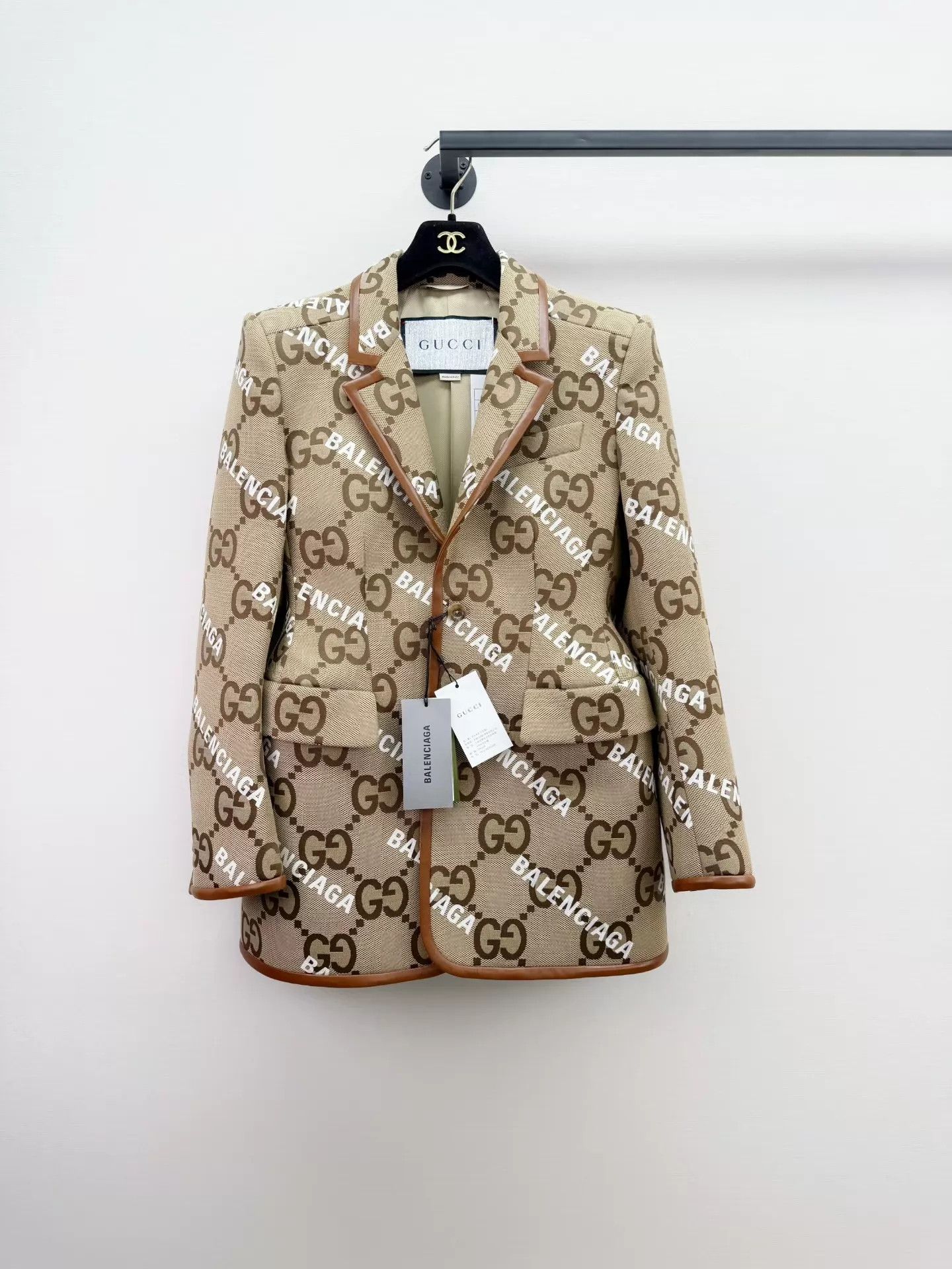 Gucci Gucci x Balenciaga GG Monogram blazer 46 fits small new Size L / US 10 / IT 46 - 1 Thumbnail