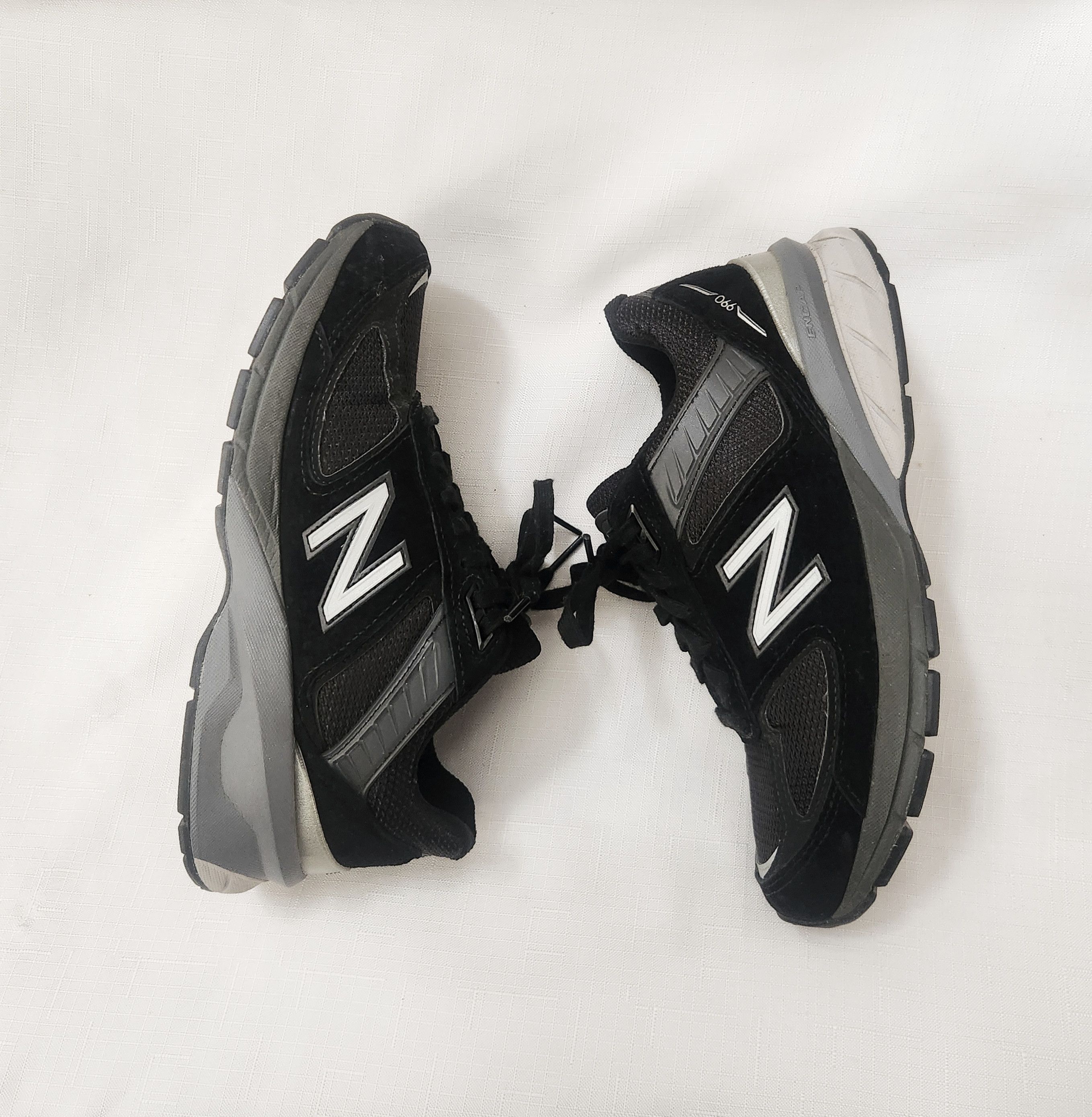 New Balance New Balance 990 v5 MADE in USA Core Black Womens 7.5 W990BK5 Size US 7.5 / IT 37.5 - 7 Thumbnail