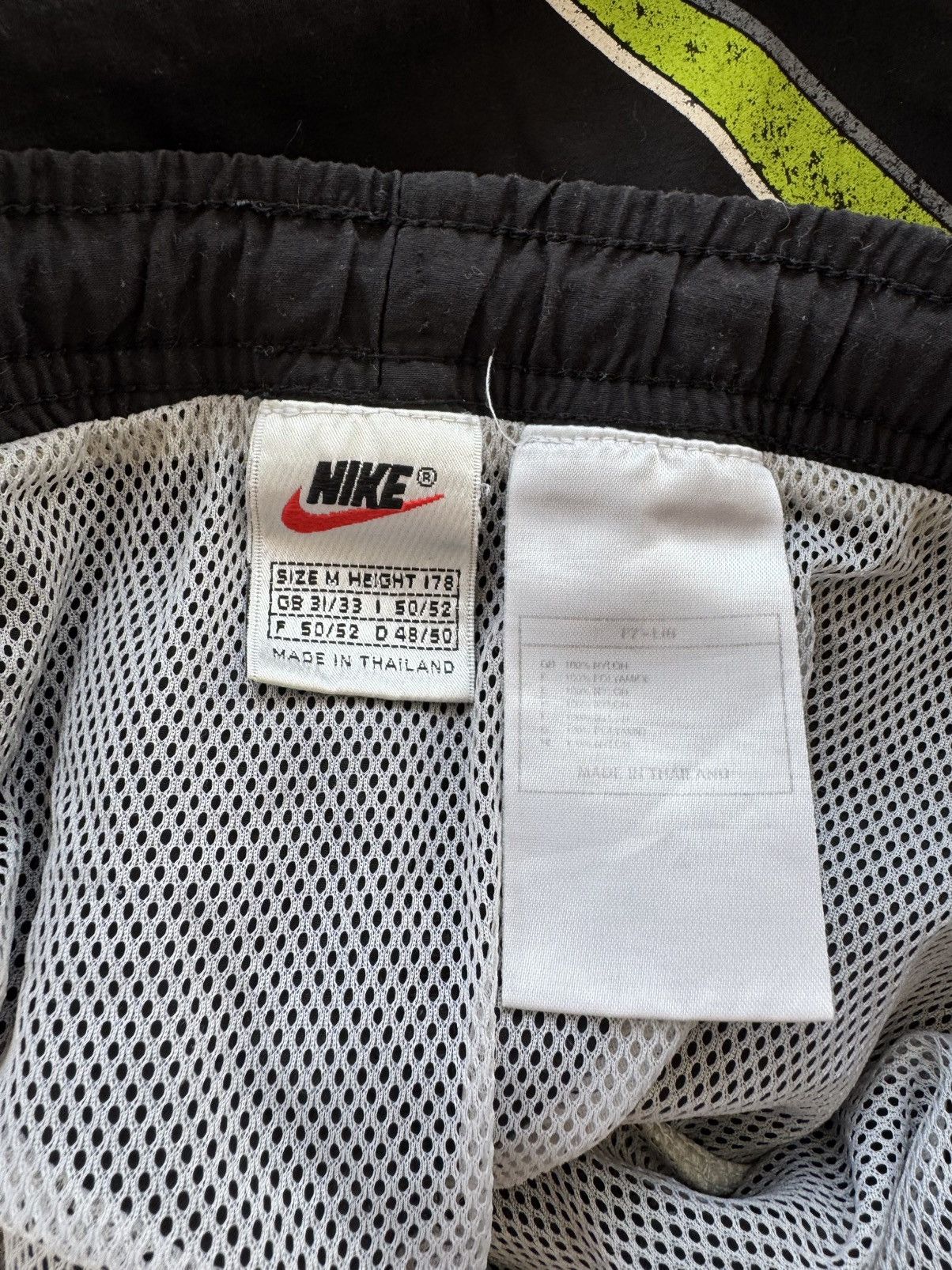 Nike Vintage Nike Big Swoosh Nylon Shorts y2k Size US 32 / EU 48 - 8 Thumbnail