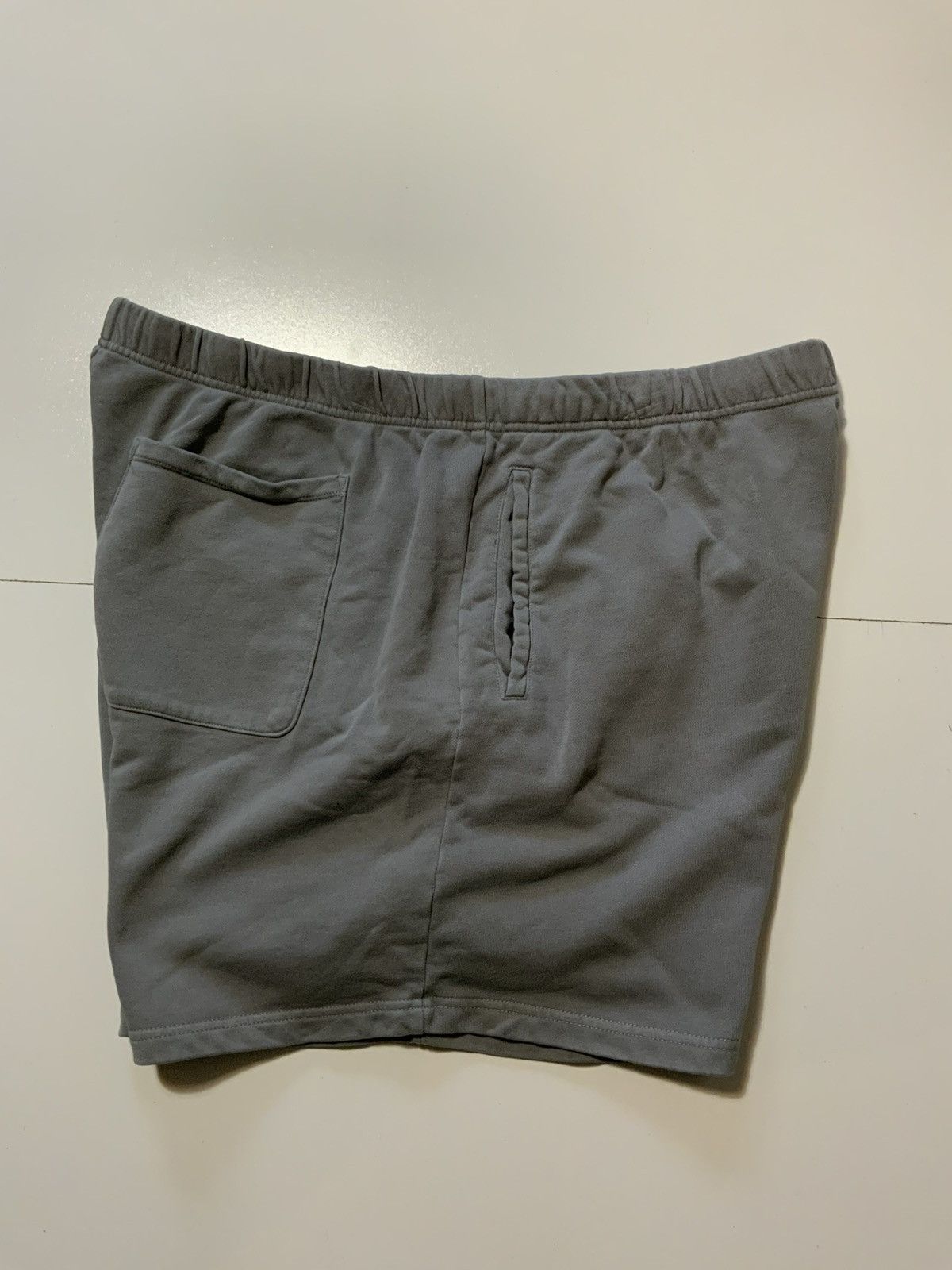 Other Skims Terry Fleece Pigment Dyed Gray 5” Inseam Sweat Shorts Size US 42 / EU 58 - 2 Thumbnail