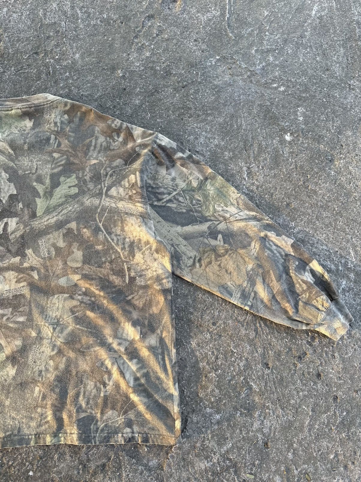 Realtree Crazy Vintage 00s Realtree Camo Carhartt Style Size US XL / EU 56 / 4 - 12 Thumbnail