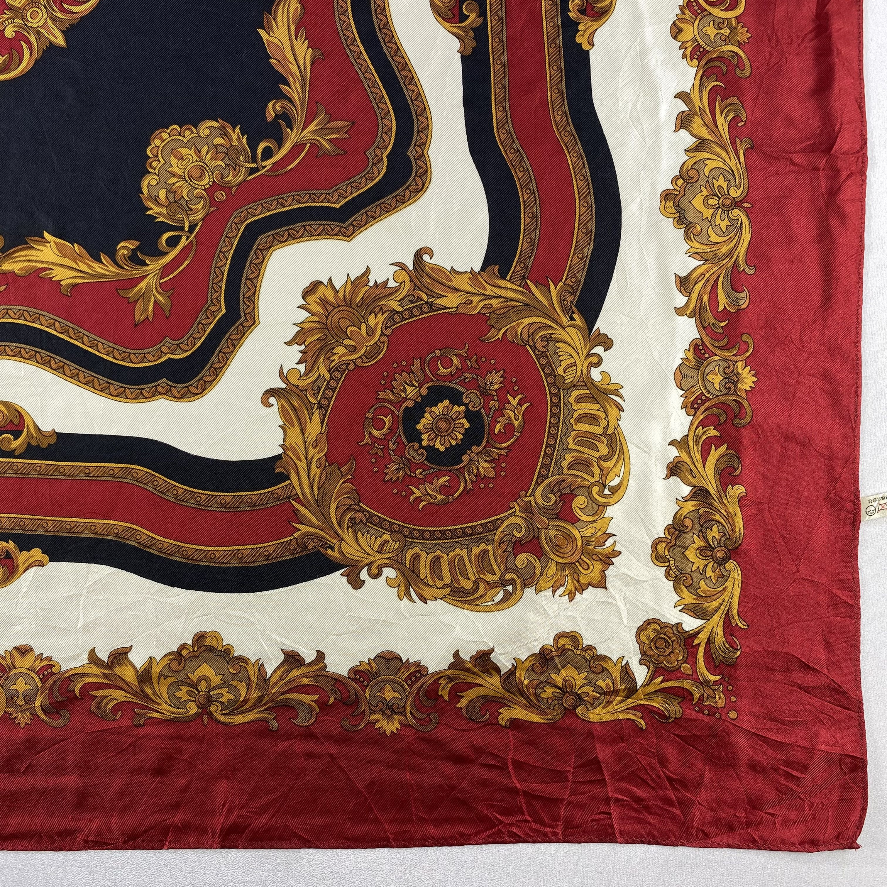 Japanese Brand × Vintage Vintage Italian Silk Scarf Hand Rolled Floral SS055 Size ONE SIZE - 2 Thumbnail