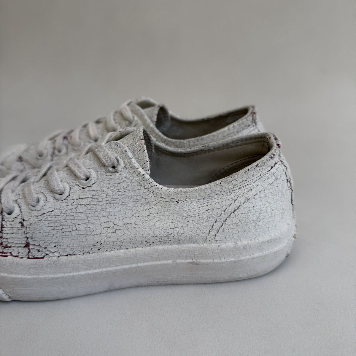 Converse × Maison Margiela S/S 14 White Painted Converse Sneakers Size US 7.5 / IT 37.5 - 7 Thumbnail