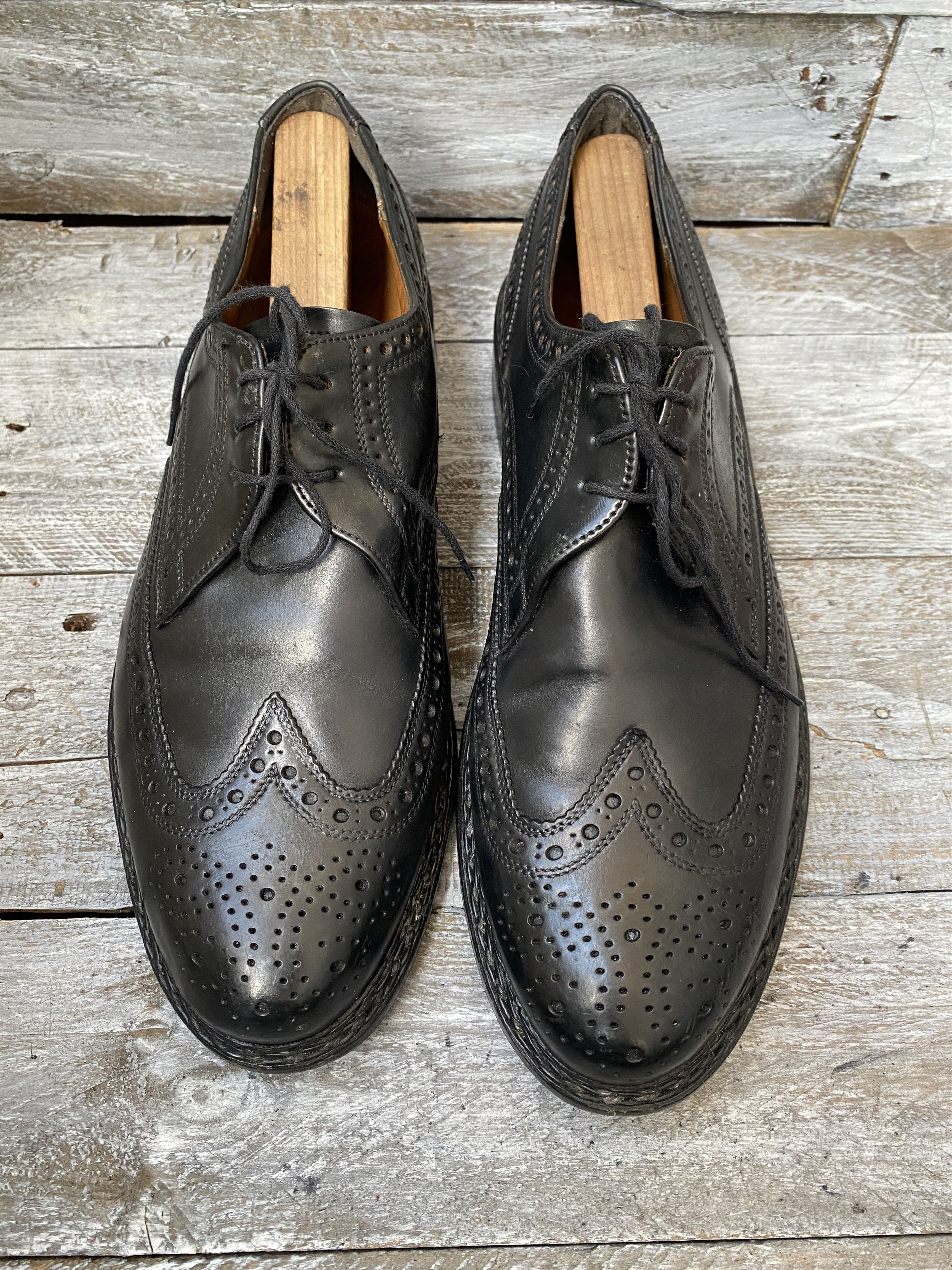 Heinrich Dinkelacker Heinrich Dinkelacker Shell cordovan oxford dress shoes sz11 Size US 12 / EU 45 - 1 Thumbnail
