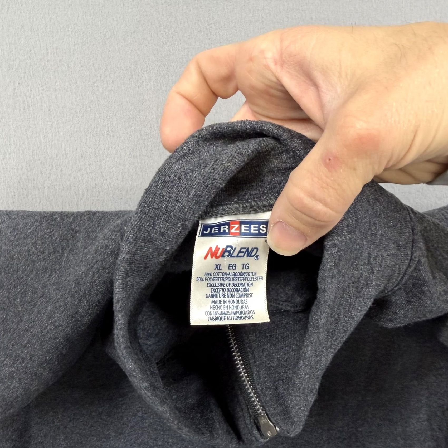 Jerzees Vintage Jerzees Sweatshirt Mens XL Gray Fleece 1/4 Zip Mock Neck Pullover Blank Sweatshirt Men XL Gray 1/4 Zip Mock Neck Pullover Jerzees Vintage Size US XL / EU 56 / 4 - 2 Thumbnail