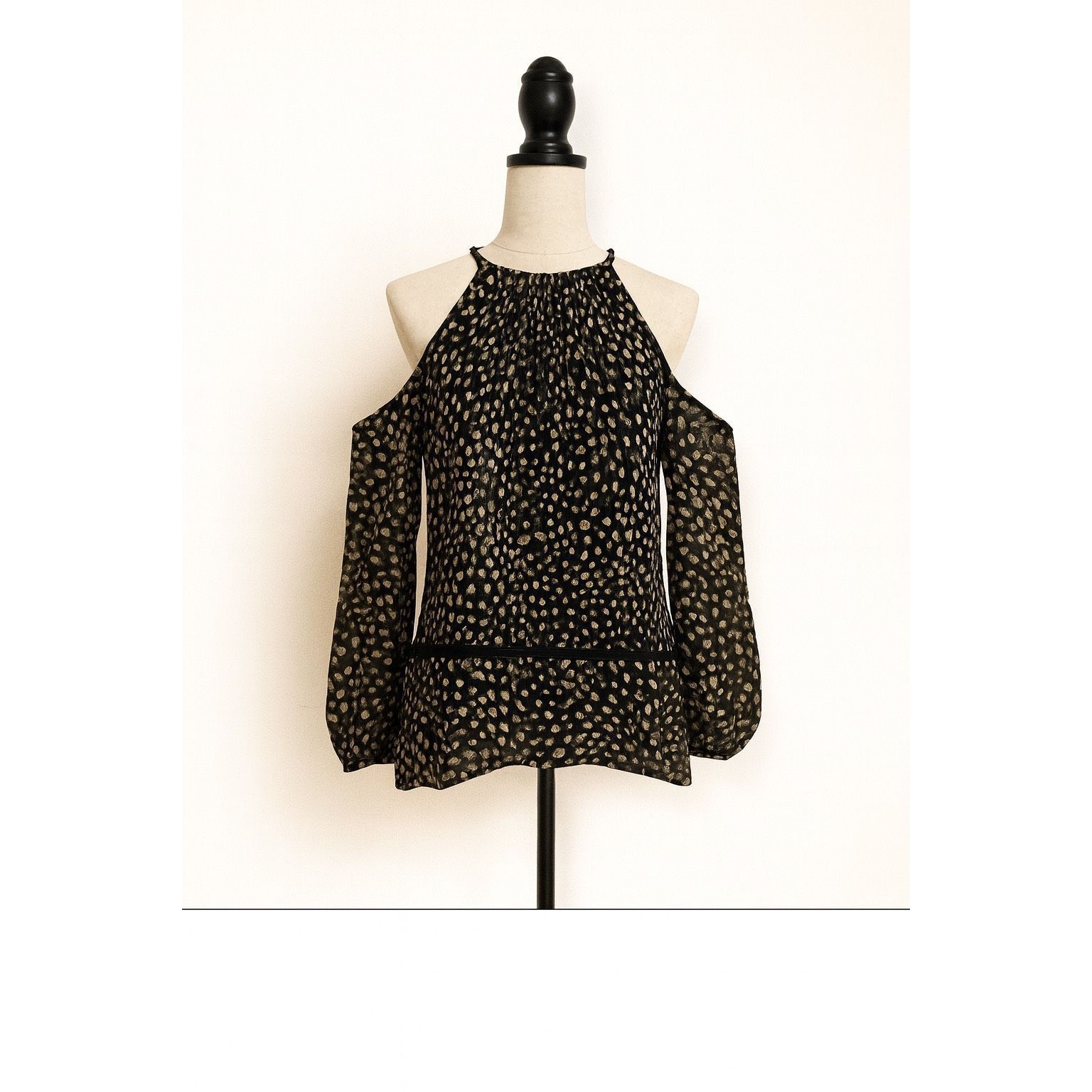 Michael Kors MICHAEL Michael Kors Cold Shoulder Blouse Black Beige Print Size XS / US 0-2 / IT 36-38 - 1 Thumbnail