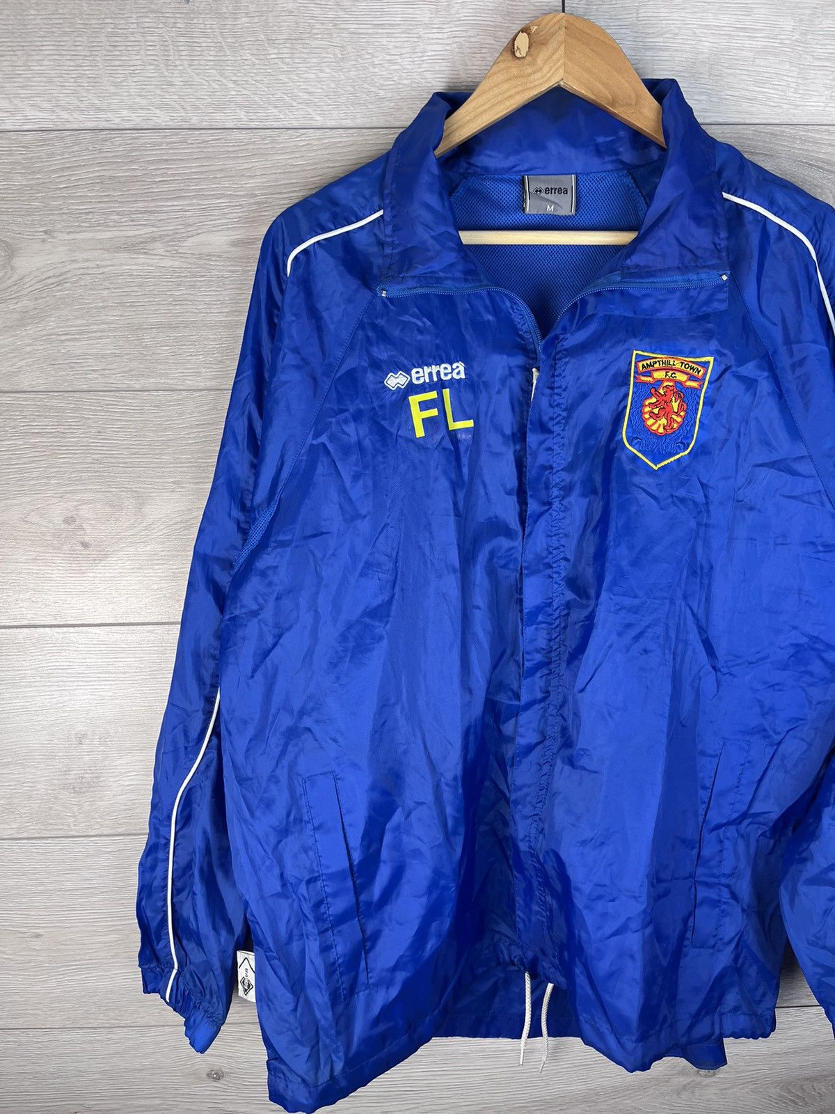 Errea Men’s soccer jacket Errea Ampthil Towm FC size Xl Size US XL / EU 56 / 4 - 4 Thumbnail