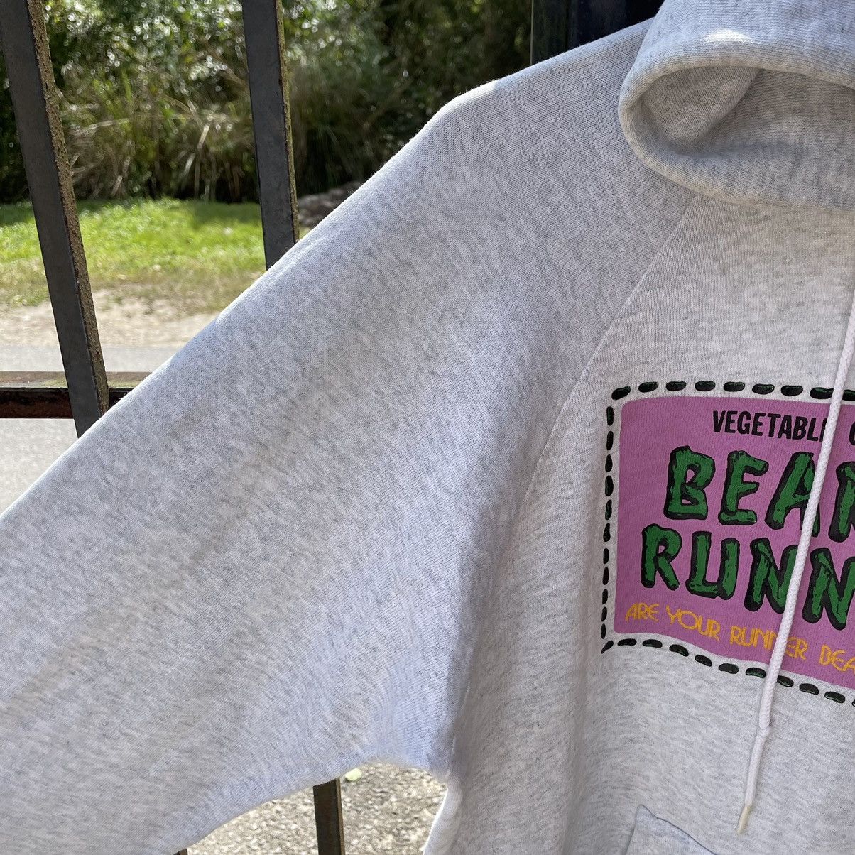 Fruit Of The Loom × Vintage 🔥Vintage Beams Runner Vegetables Comic Pullover Hoodie Size US M / EU 48-50 / 2 - 7 Thumbnail