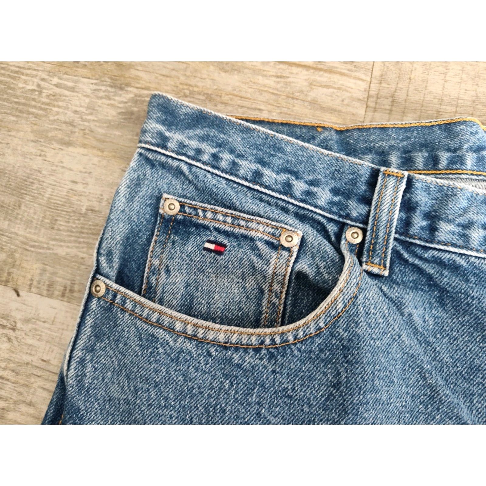 Tommy Hilfiger VINTAGE Tommy Hilfiger Jeans Men 38x29 Cotton Straight Blue Medium Wash Bedroom Jeans Mens Size US 38 / EU 54 - 2 Thumbnail
