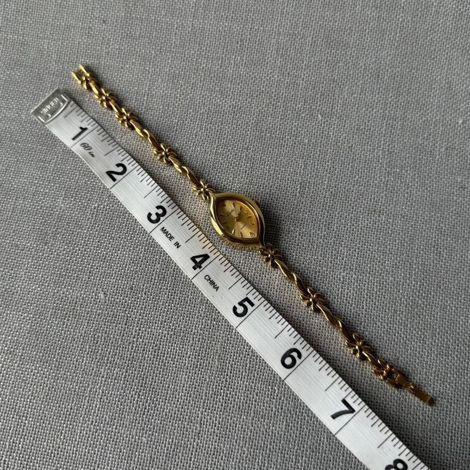 Other Elegant gold watch classic vintage MENS Size ONE SIZE - 7 Thumbnail