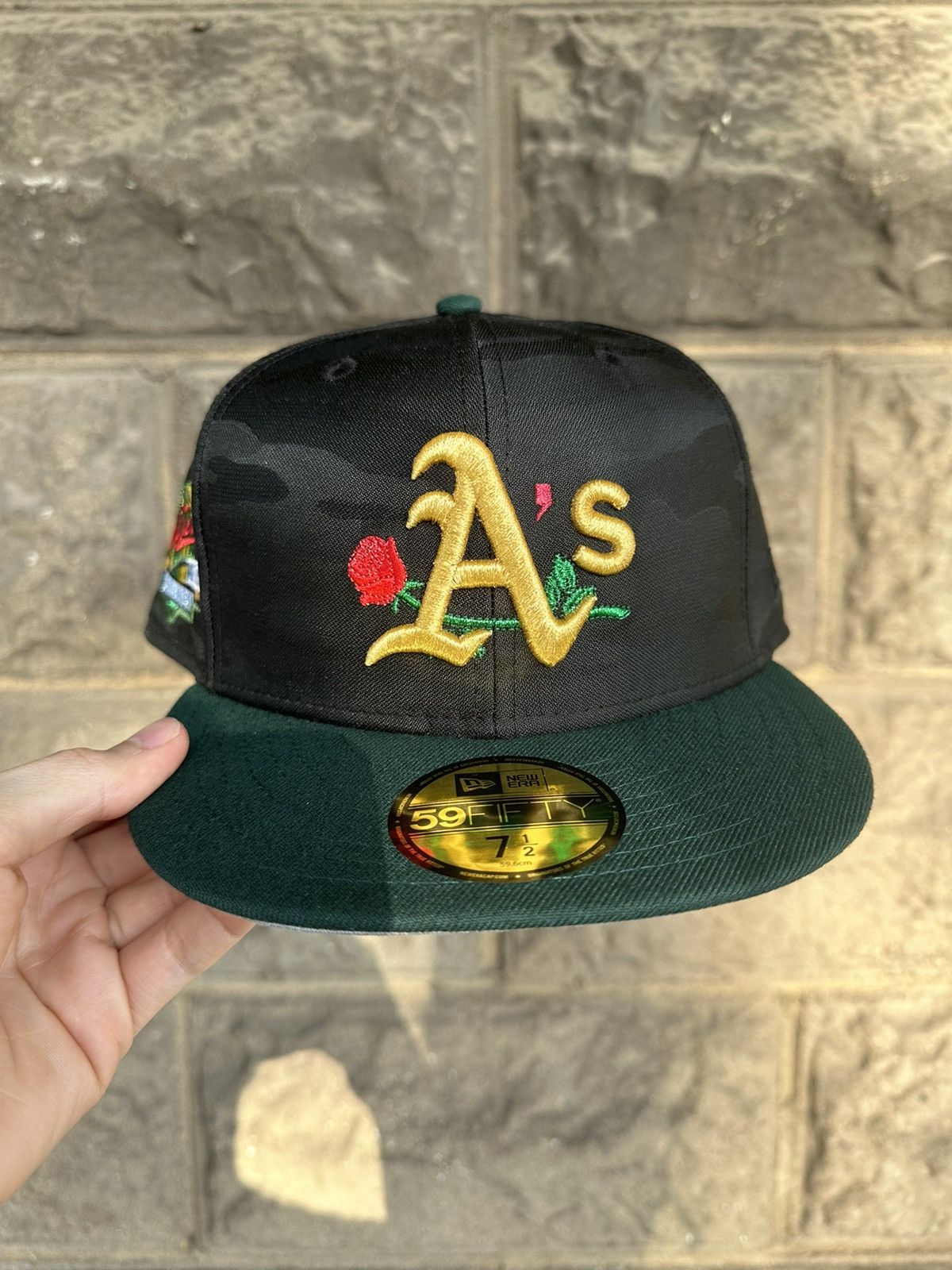 MLB × New Era × Supreme 7 1/2 Oakland A’s 1989 WS Battle of the Bay Adieu Oakland Size ONE SIZE - 2 Thumbnail