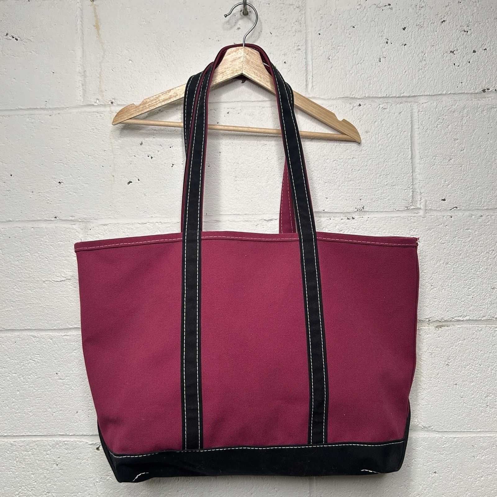 L.L. Bean L.L. Bean Two-Tone Boat & Tote Bag “Magenta Black” Size ONE SIZE - 1 Thumbnail