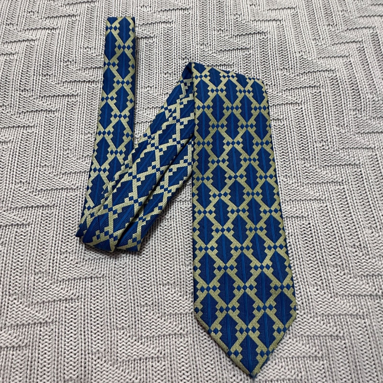 Vintage Vintage Bronzini blue and gold geometric men's tie Size ONE SIZE - 1 Thumbnail
