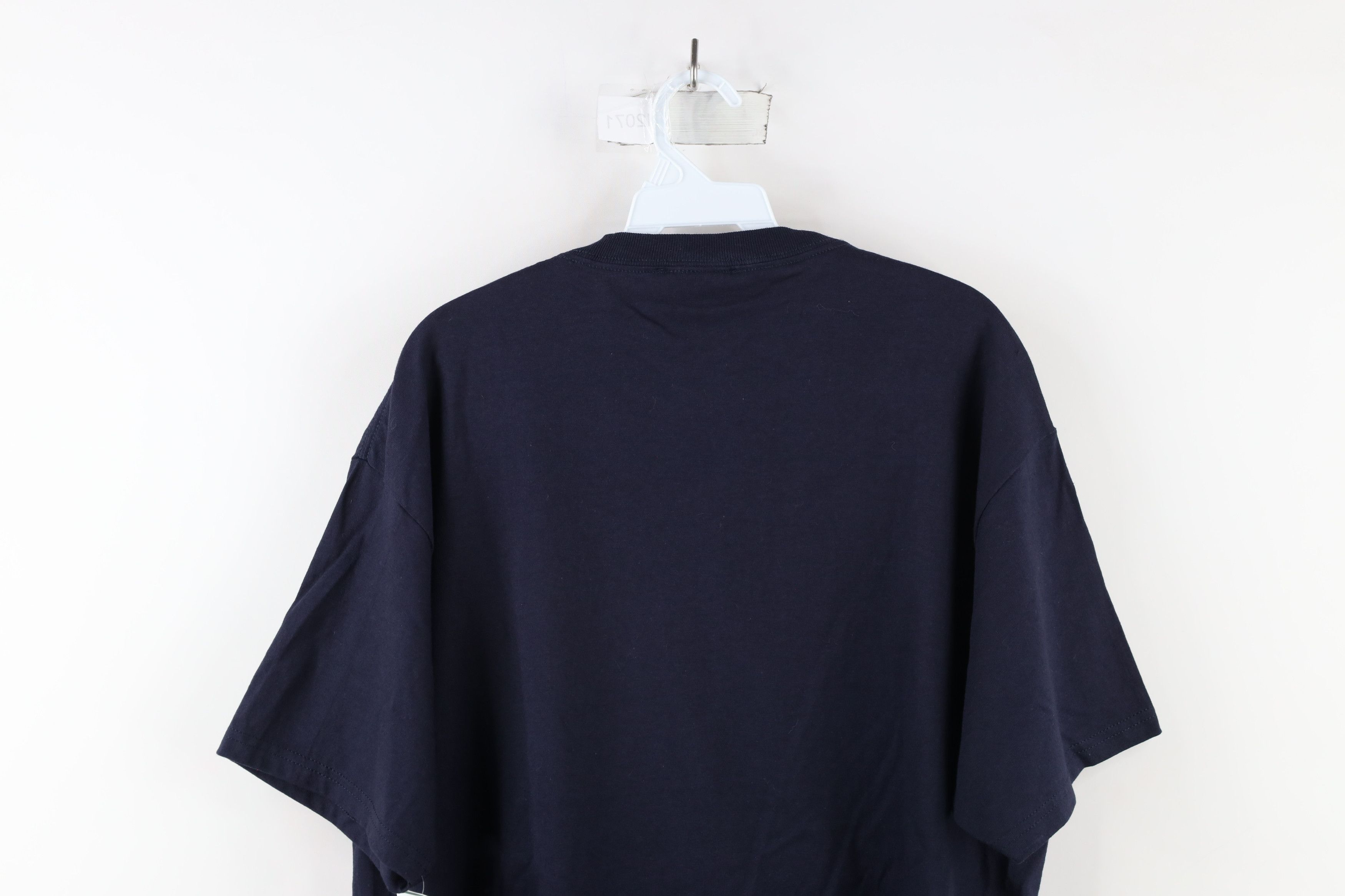 Vintage Deadstock Vintage 90s University of Michigan T-Shirt Blue Size US L / EU 52-54 / 3 - 9 Thumbnail