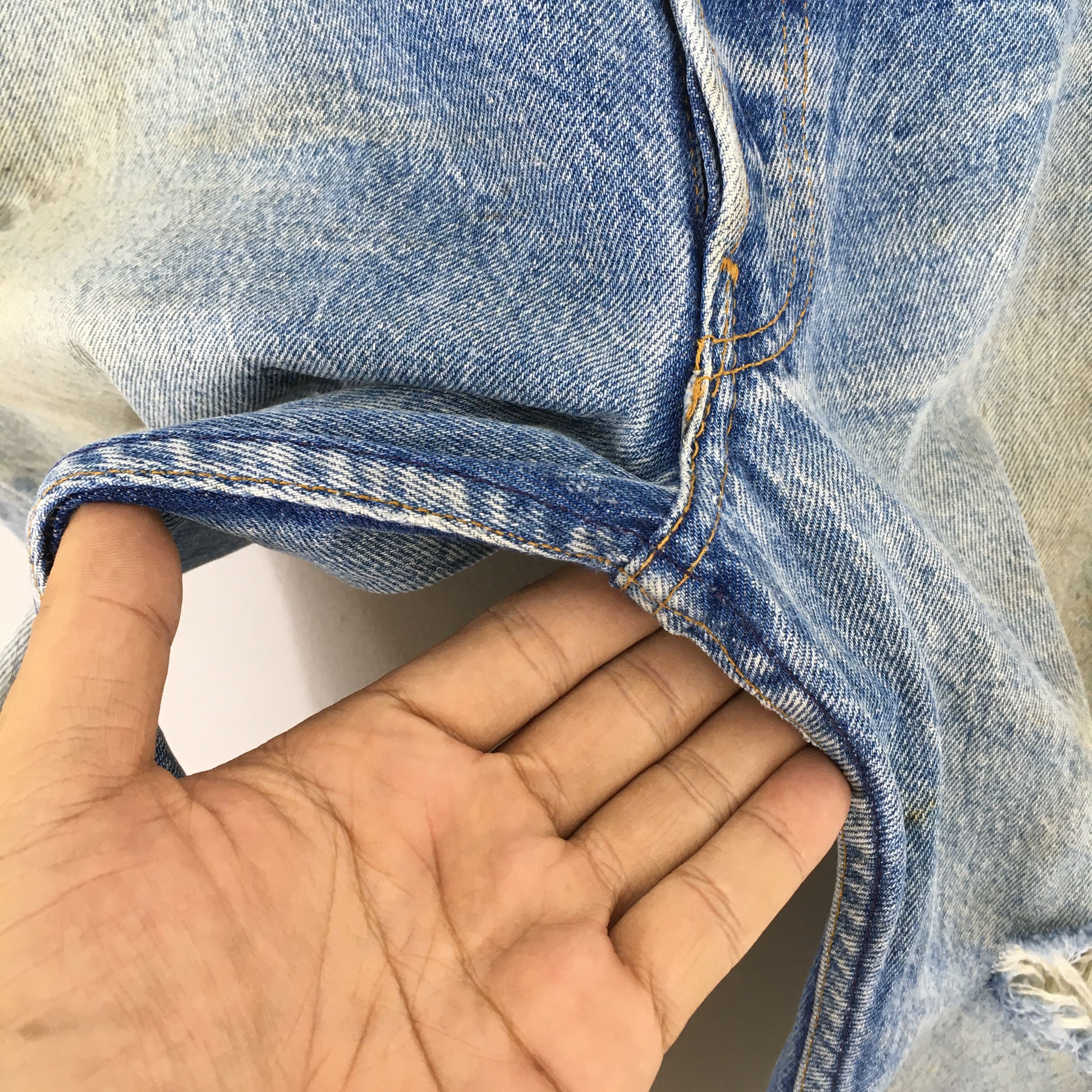 Levi's Size 37x28.5 Vintage 90s Levi's 501 Distressed Jeans S1749 Size US 37 - 6 Thumbnail