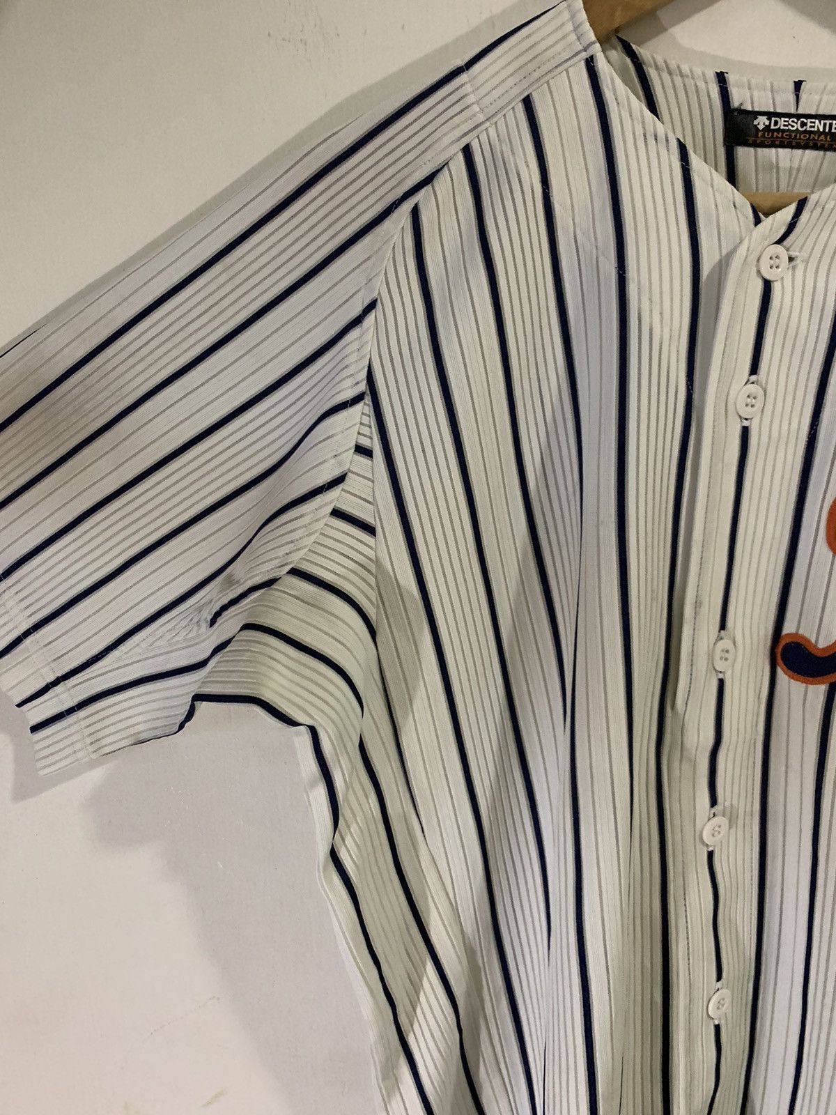 Descente Descente Baseball Japan Nakajima Jersey Size US M / EU 48-50 / 2 - 3 Thumbnail