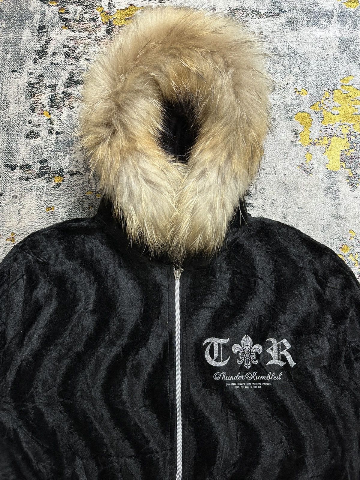 Beauty Beast AHEAD CLASH VELVET WAVY FUR ZIP HOODIE CH IFSIX LGB STYLE Size US L / EU 52-54 / 3 - 3 Thumbnail