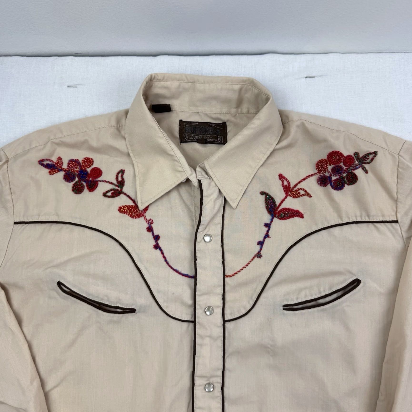 Vintage VINTAGE Ponderosa Shirt Adult XL Cow­boy Western Pearl Snap Embroidered Beige 80s 90s Casual Mens Size US XL / EU 56 / 4 - 2 Thumbnail