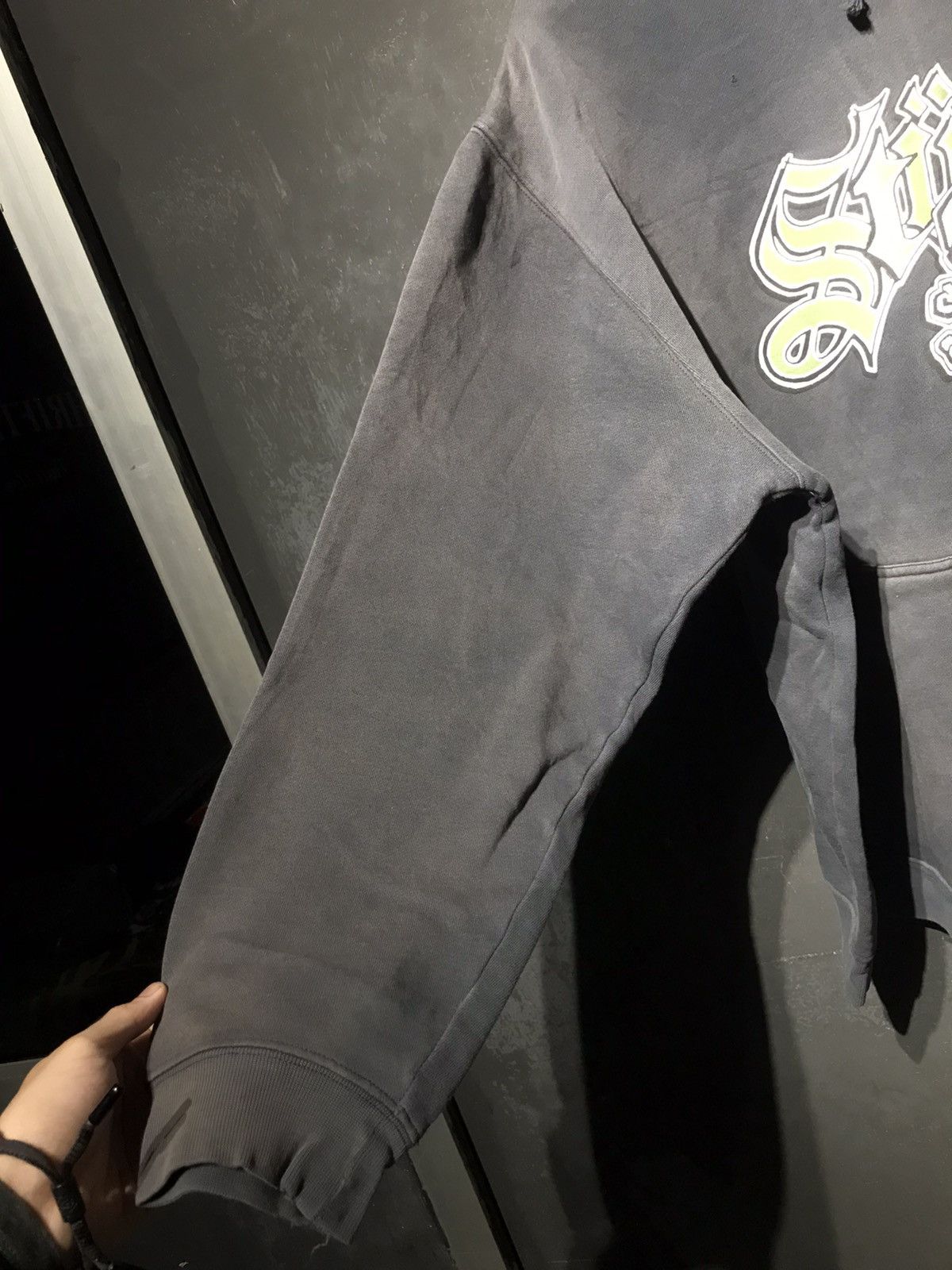 GRAIL RARE y2k Stussy Skull Thrashed Sunfaded Pullover
