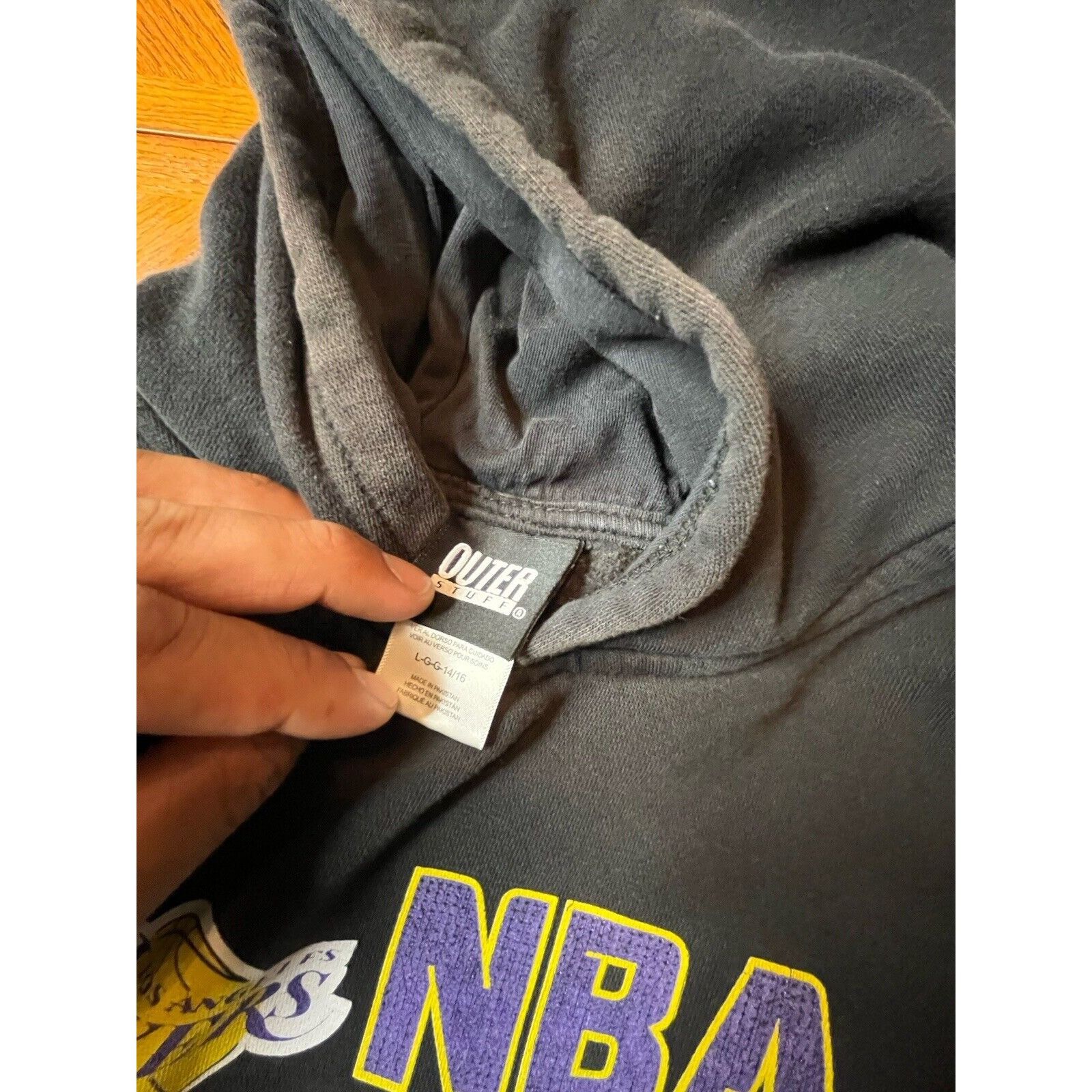 Other los angeles lakers hoodie 2020 kids size large 14 16 black p Size US L / EU 52-54 / 3 - 3 Thumbnail
