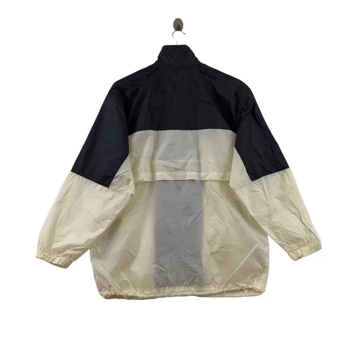 Vintage Vintage TOMMY FIELD GEAR Outdoor Nylon Jacket Windbreaker Size M / US 6-8 / IT 42-44 - 2 Thumbnail