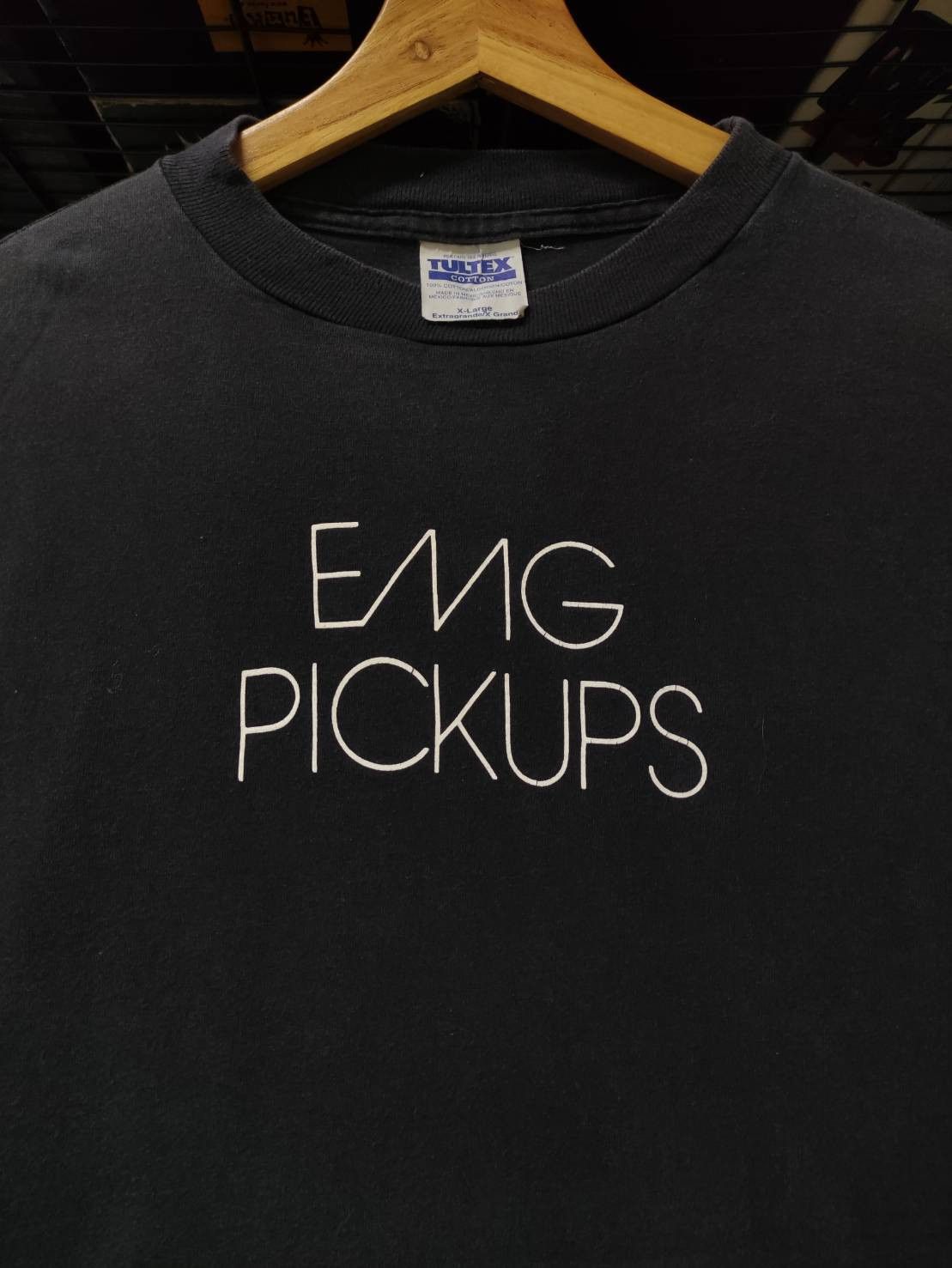 Band Tees Vtg 90's EMG Pickups "Become The Music" Art Design T-Shirt Size US XL / EU 56 / 4 - 3 Thumbnail