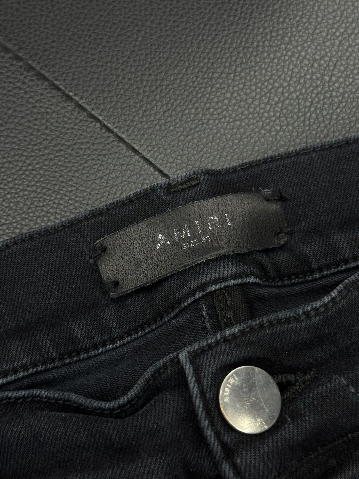 Amiri Amiri Skinny Jeans Angel Leg Logo RARE Size 33 Size US 32 / EU 48 - 17 Thumbnail