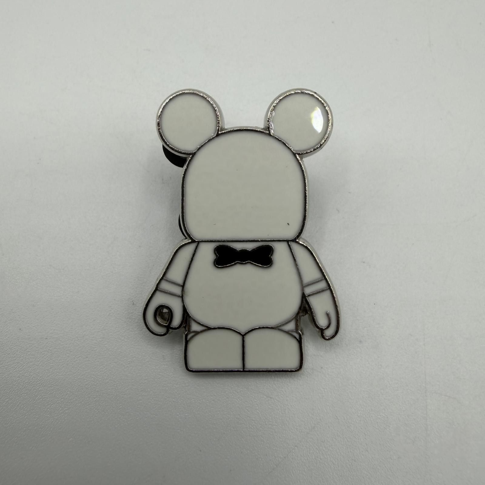 Other Disney Pin - Vinylmation - Blank White and Bowtie Size ONE SIZE - 1 Thumbnail