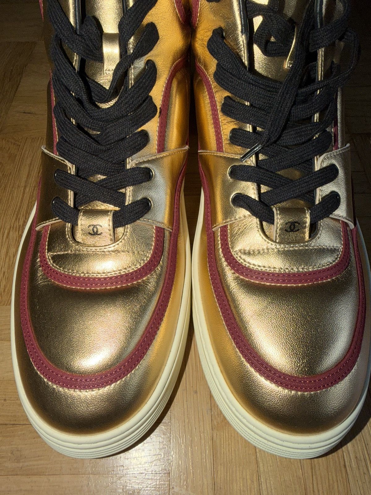 Chanel Chanel High Top Sneaker gold Size US 12 / EU 45 - 5 Thumbnail
