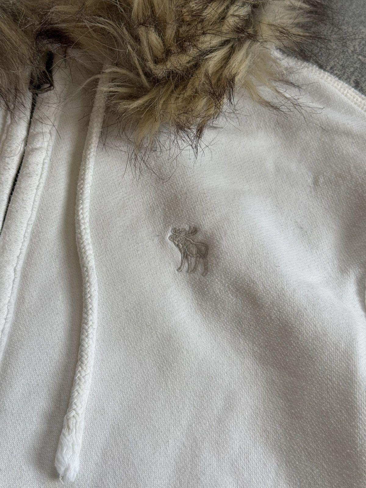 Abercrombie & Fitch Abercrombie & Fitch Y2K Fur Faux hoodie if six was nine LGB Size XL / US 12-14 / IT 48-50 - 11 Thumbnail